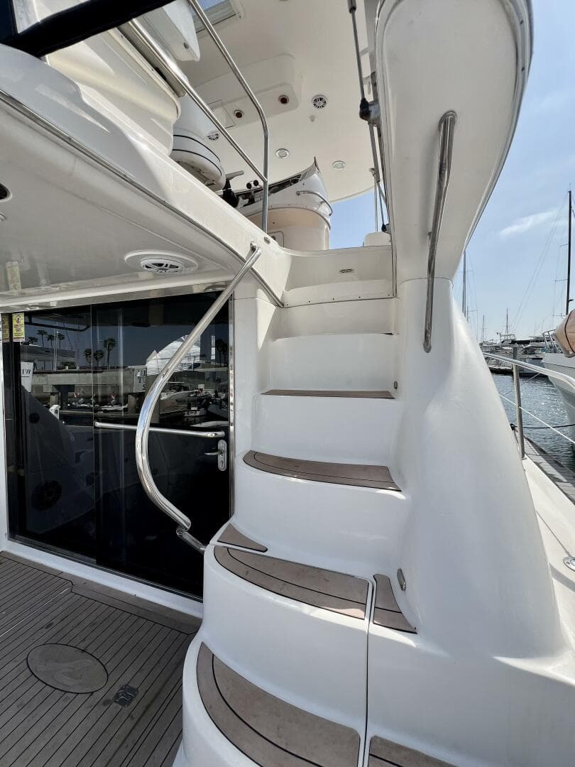 2002 Sea Ray 560 Sedan Cruiser — photo 16