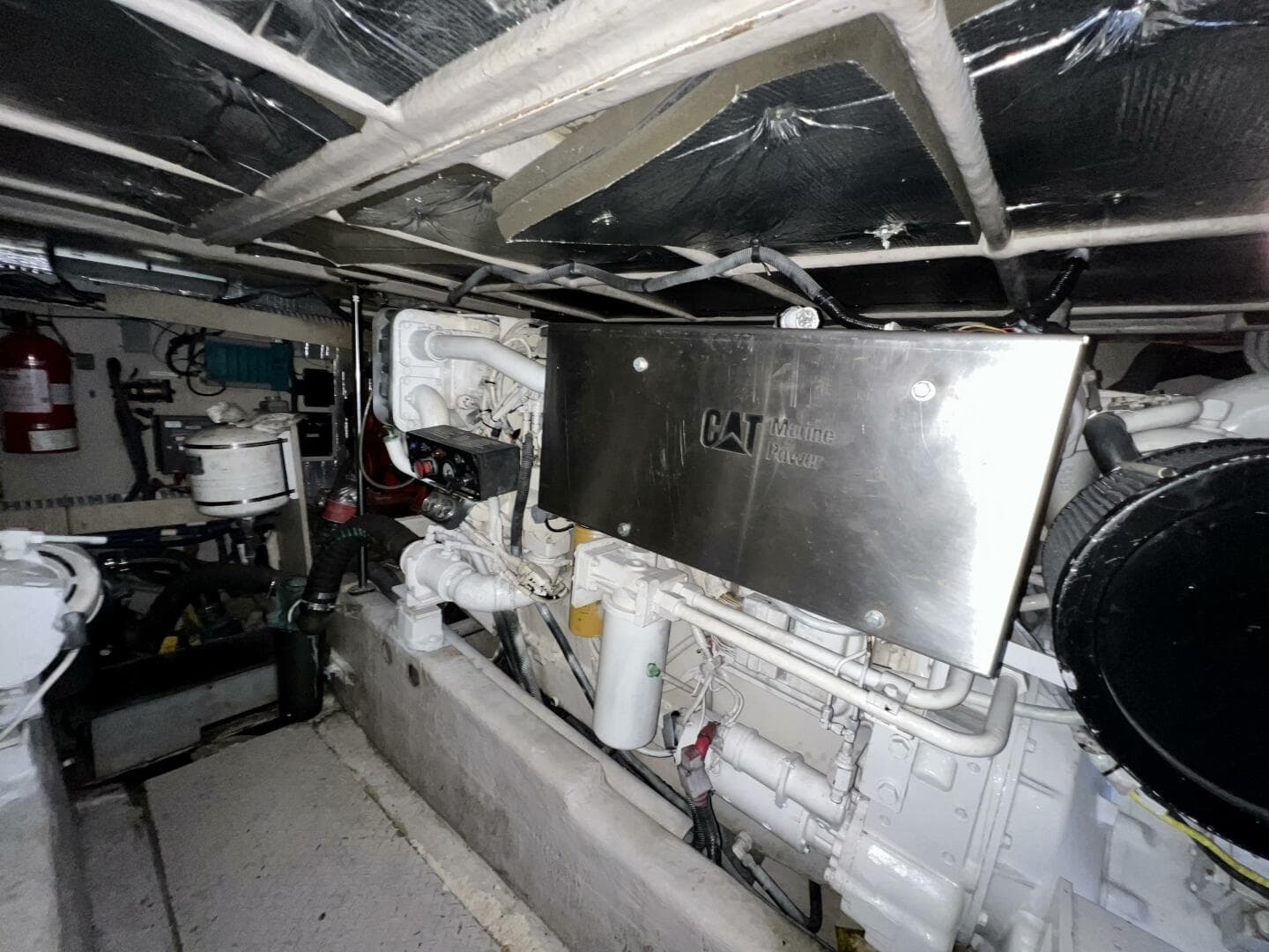 2002 Sea Ray 560 Sedan Cruiser — photo 46