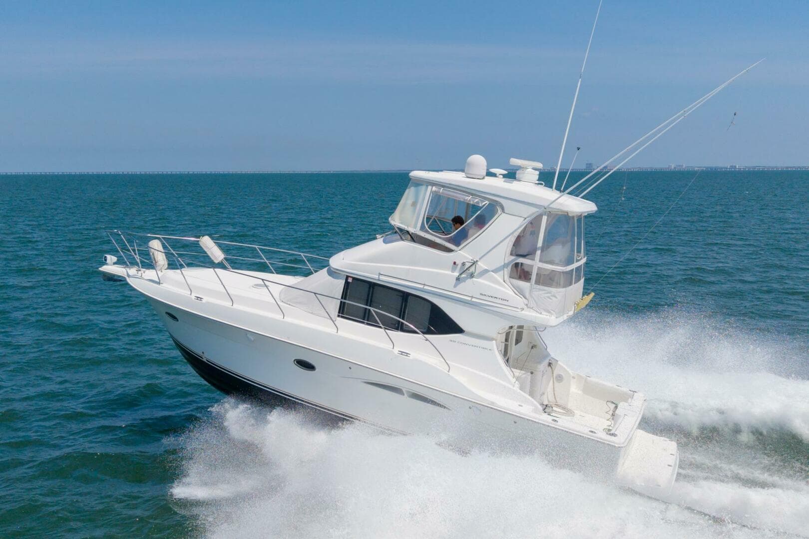 2007 Silverton 38 Convertible — photo 3