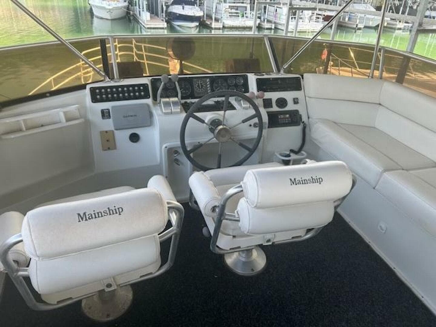 1993 Mainship 47 — photo 11