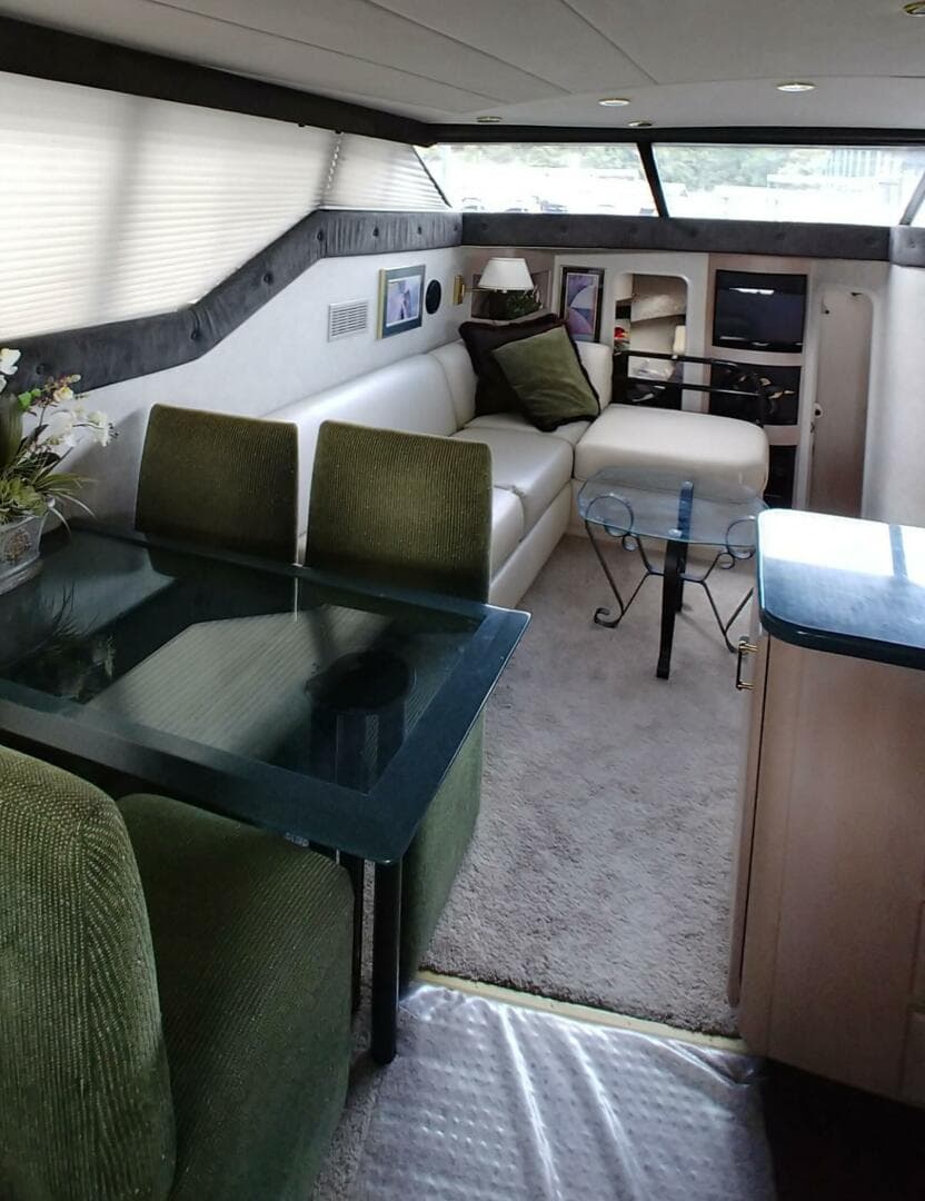 1993 Mainship 47 — photo 14