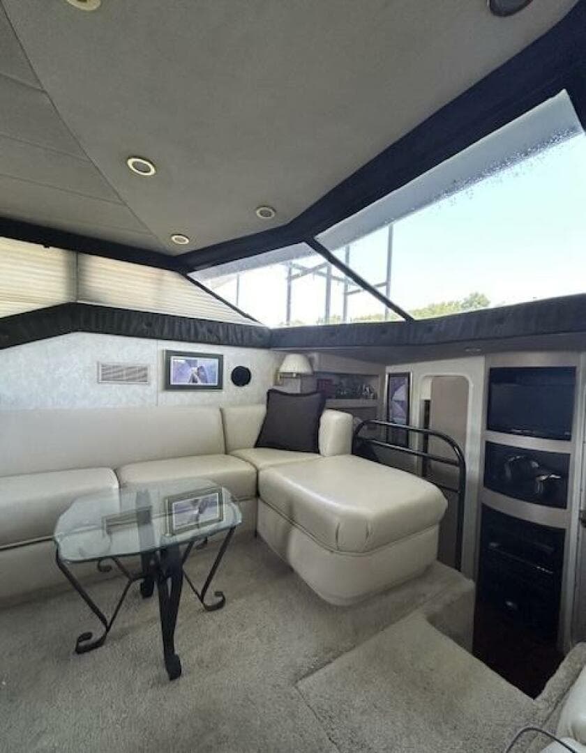 1993 Mainship 47 — photo 13