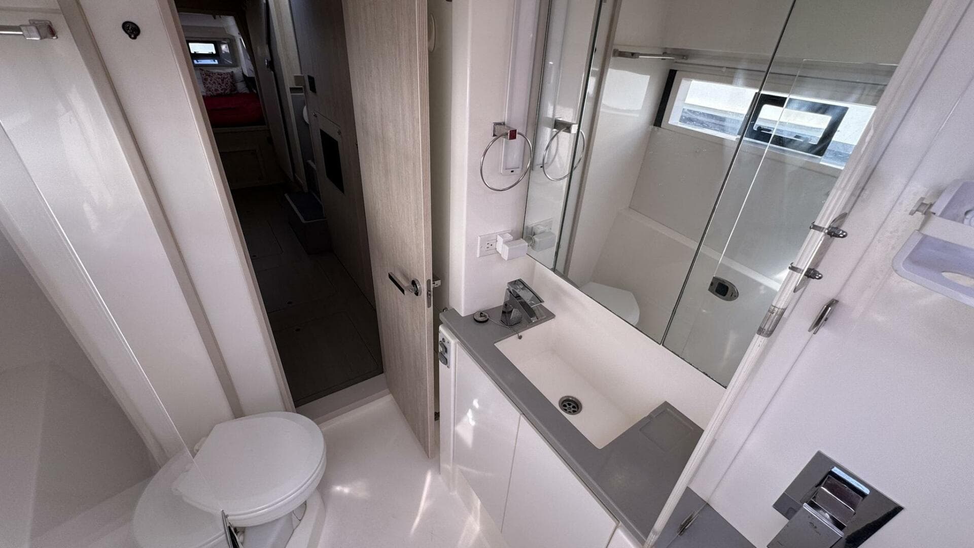 2018 Leopard 43 Powercat — photo 48