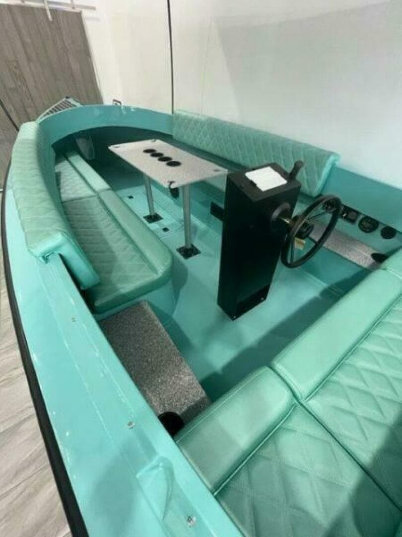 2023 Vision Fantail 217 — photo 2