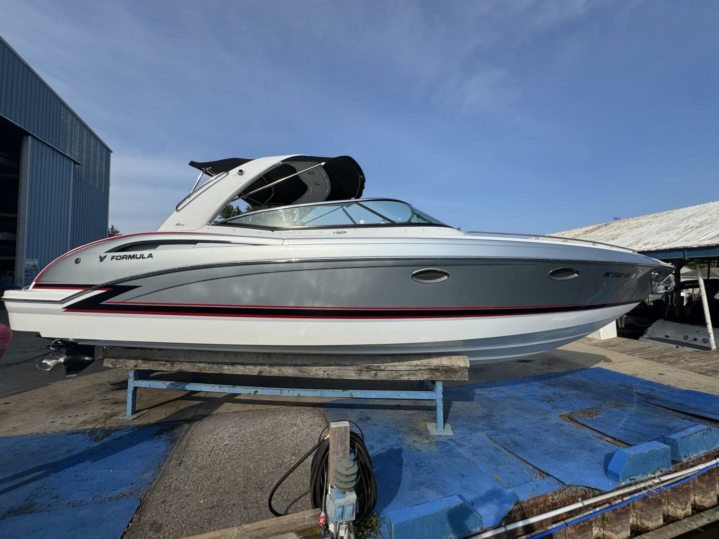 2013 Formula 310 Sun Sport — photo 2