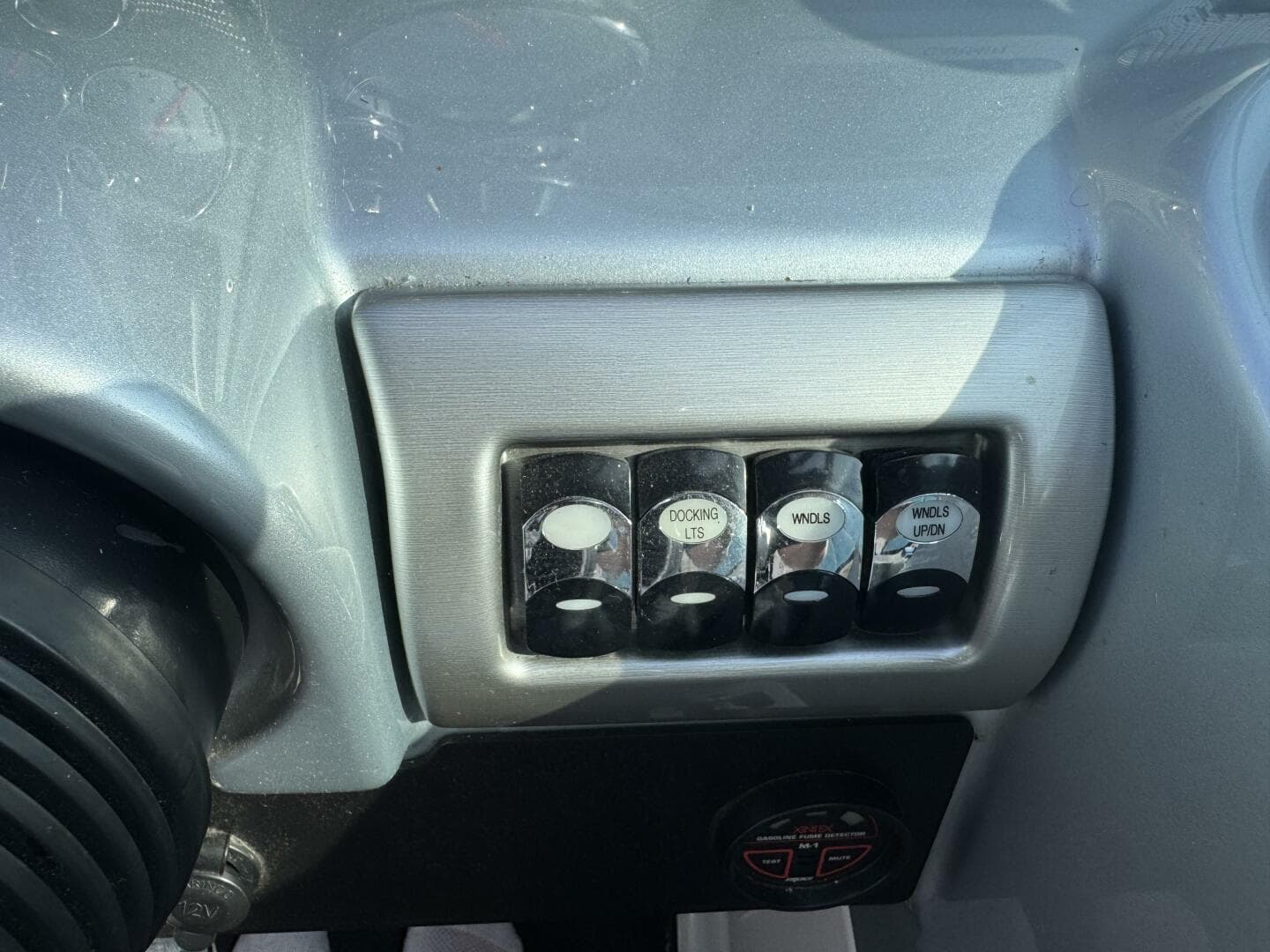 2013 Formula 310 Sun Sport — photo 22