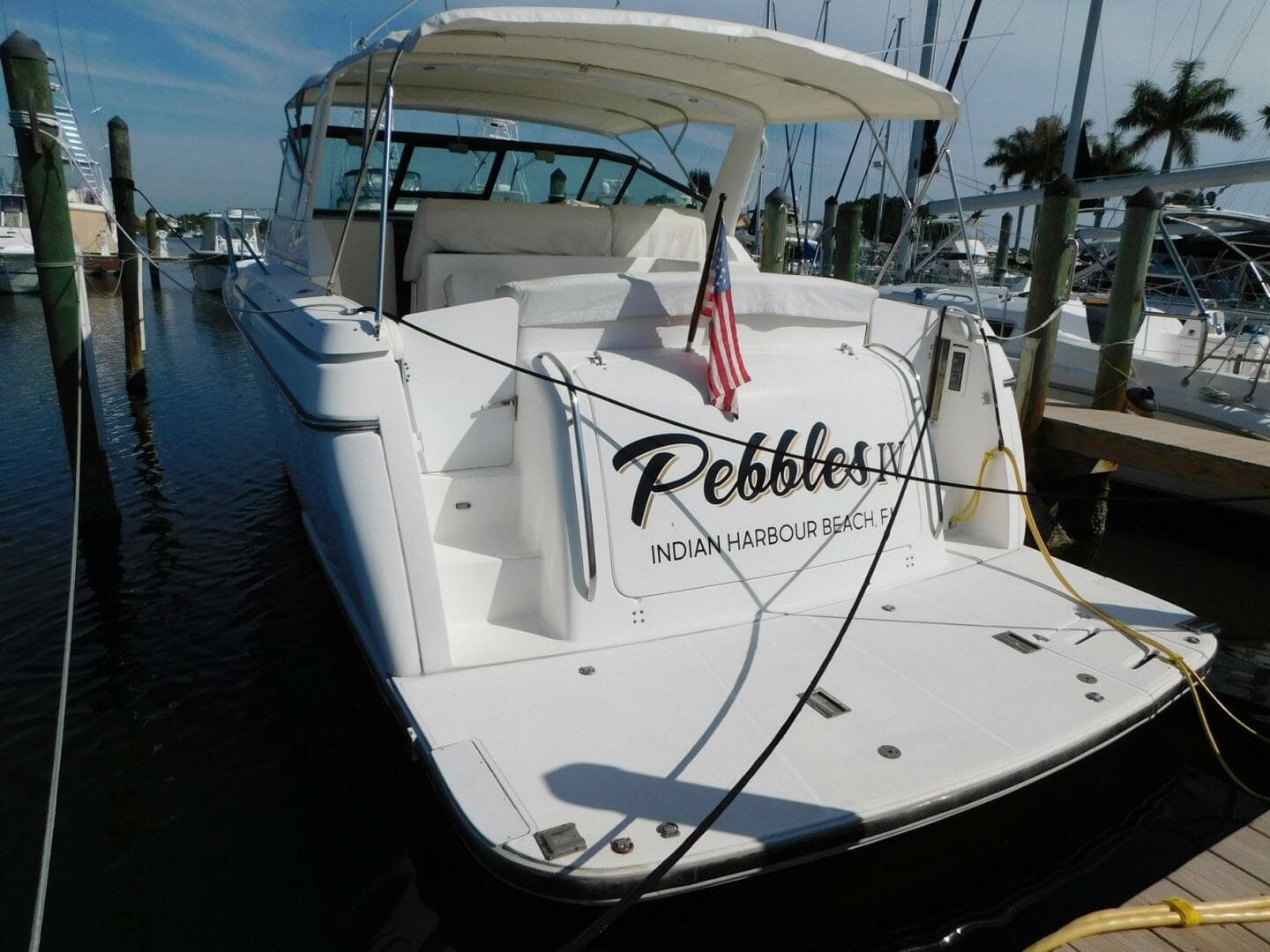 2001 Tiara Yachts 3500 Express — photo 2