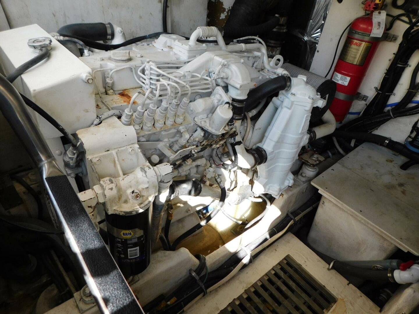 2001 Tiara Yachts 3500 Express — photo 9