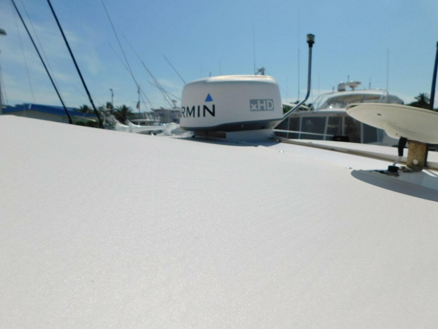 2001 Tiara Yachts 3500 Express — photo 35