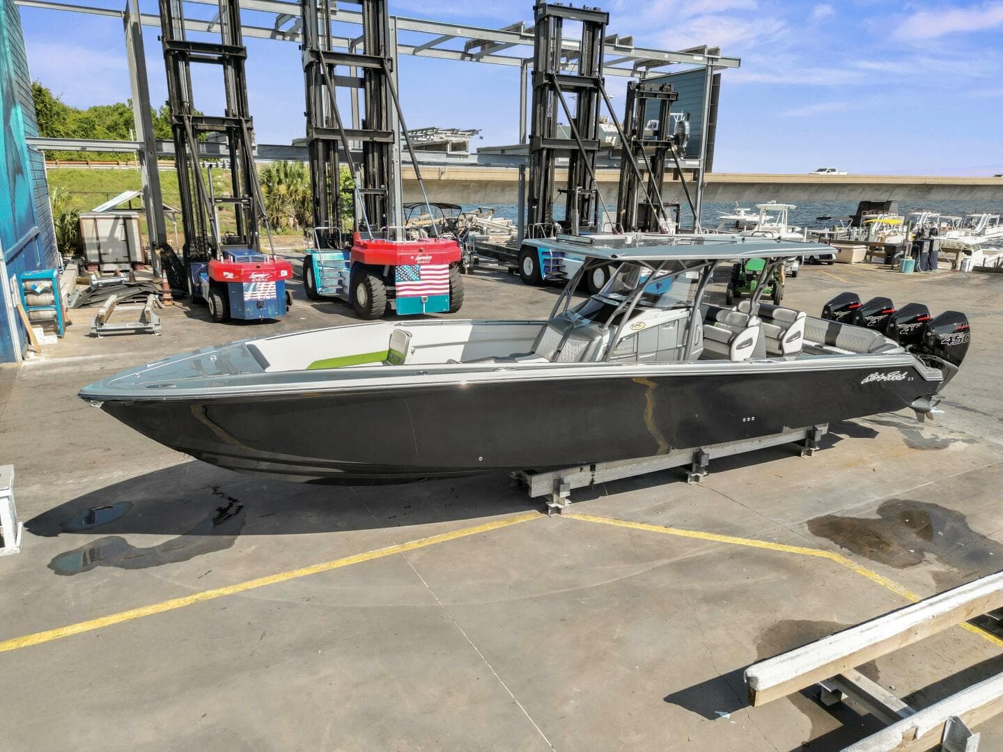 2021 Nor-Tech 390 Sport — photo 7