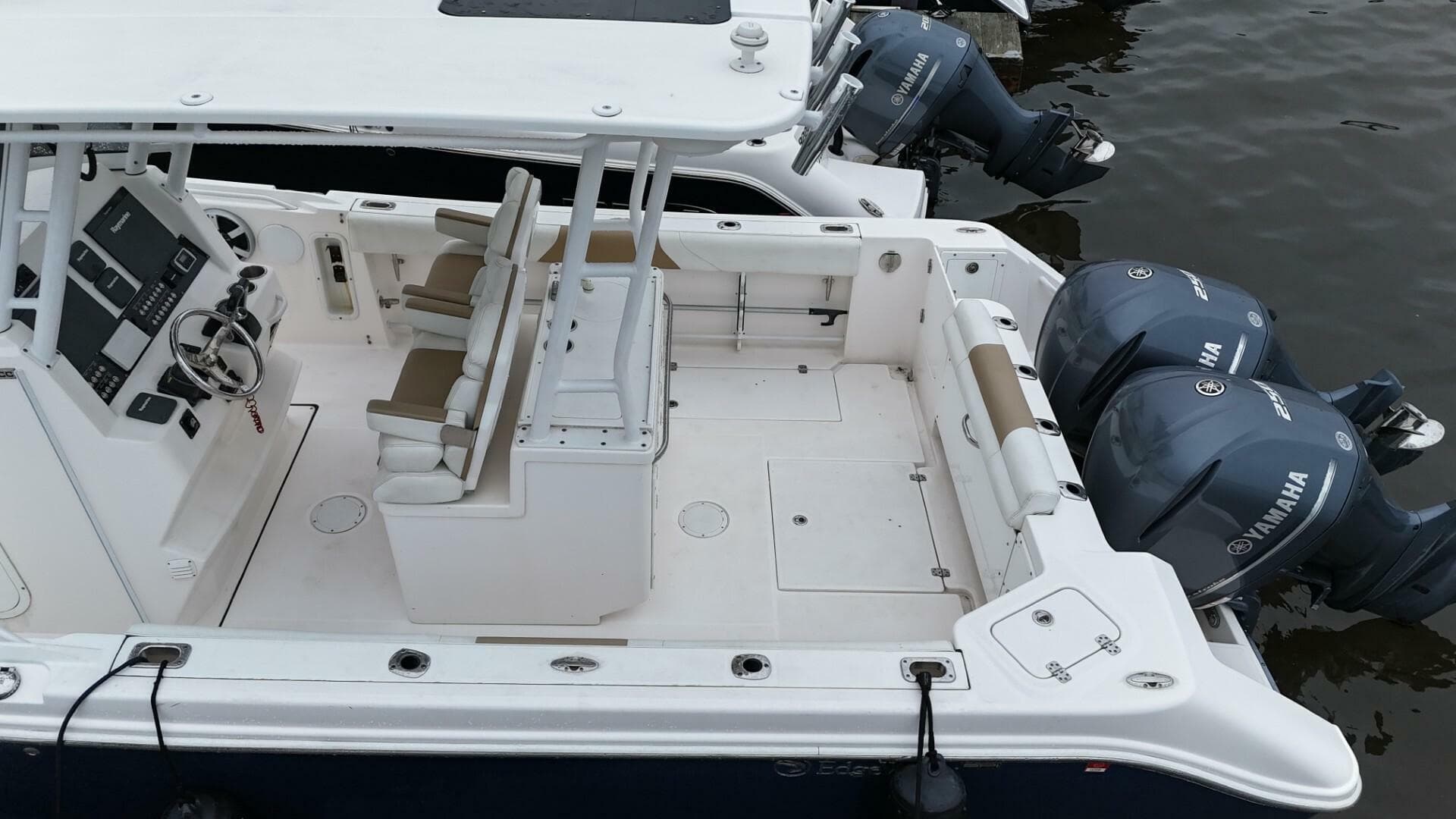 2015 Edgewater 280 CC — photo 11