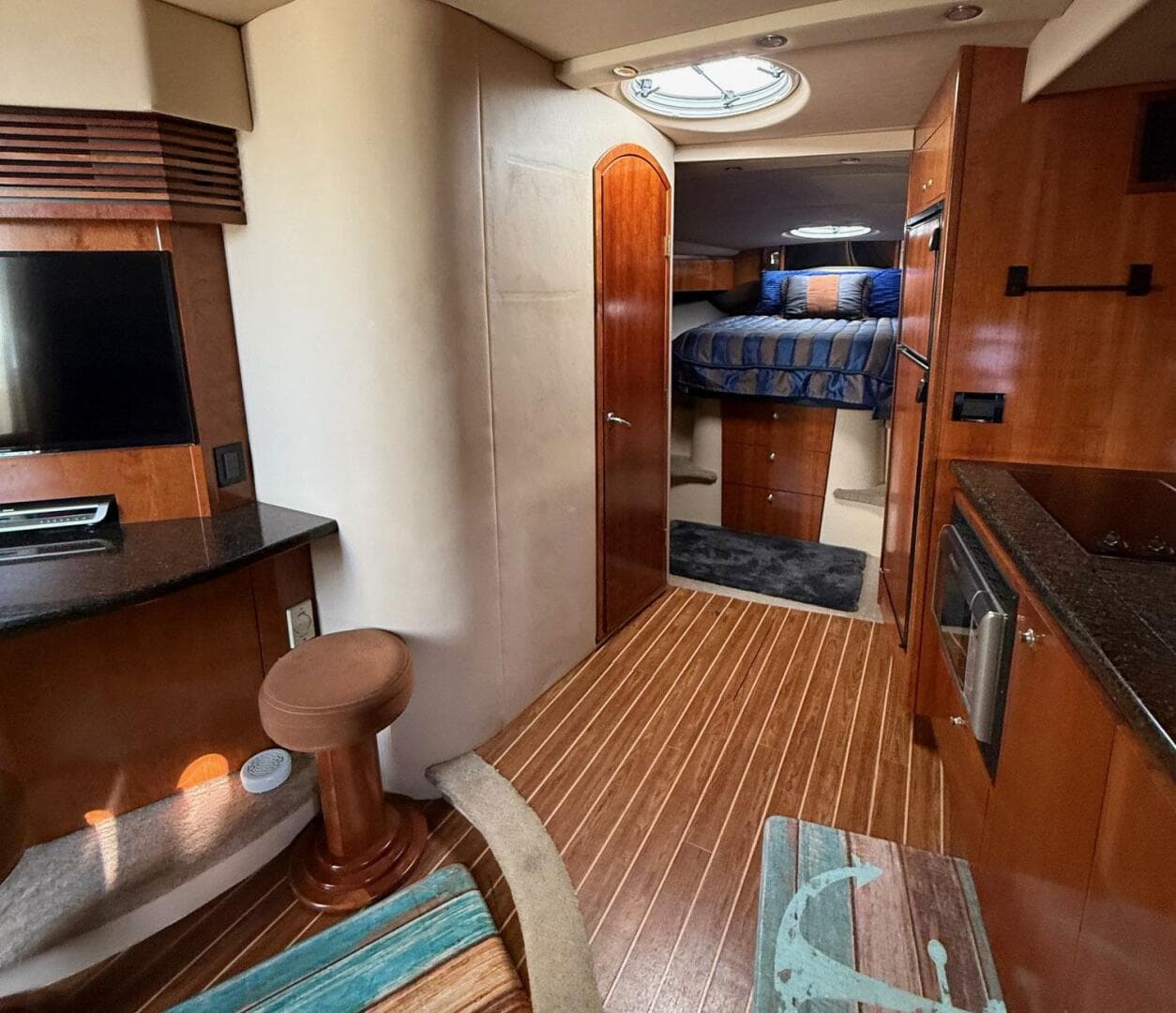 2006 Cruisers Yachts 420 Express — photo 25