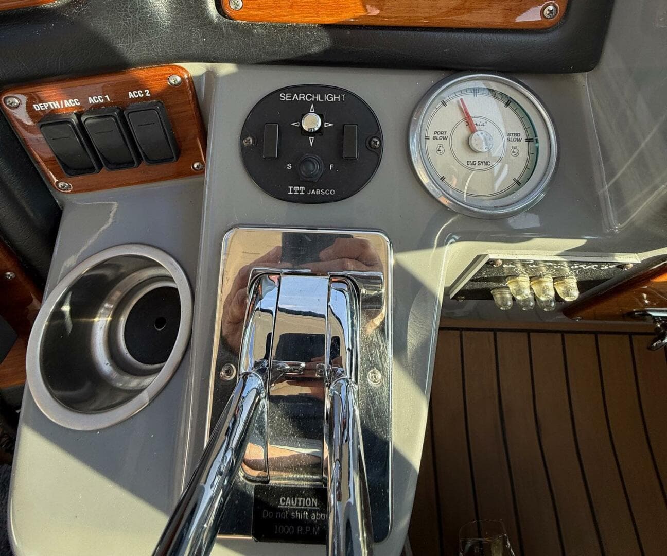 2006 Cruisers Yachts 420 Express — photo 13