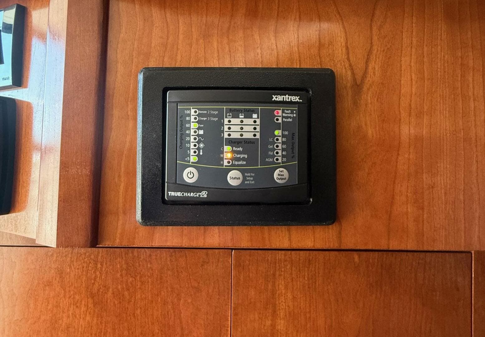 2006 Cruisers Yachts 420 Express — photo 26