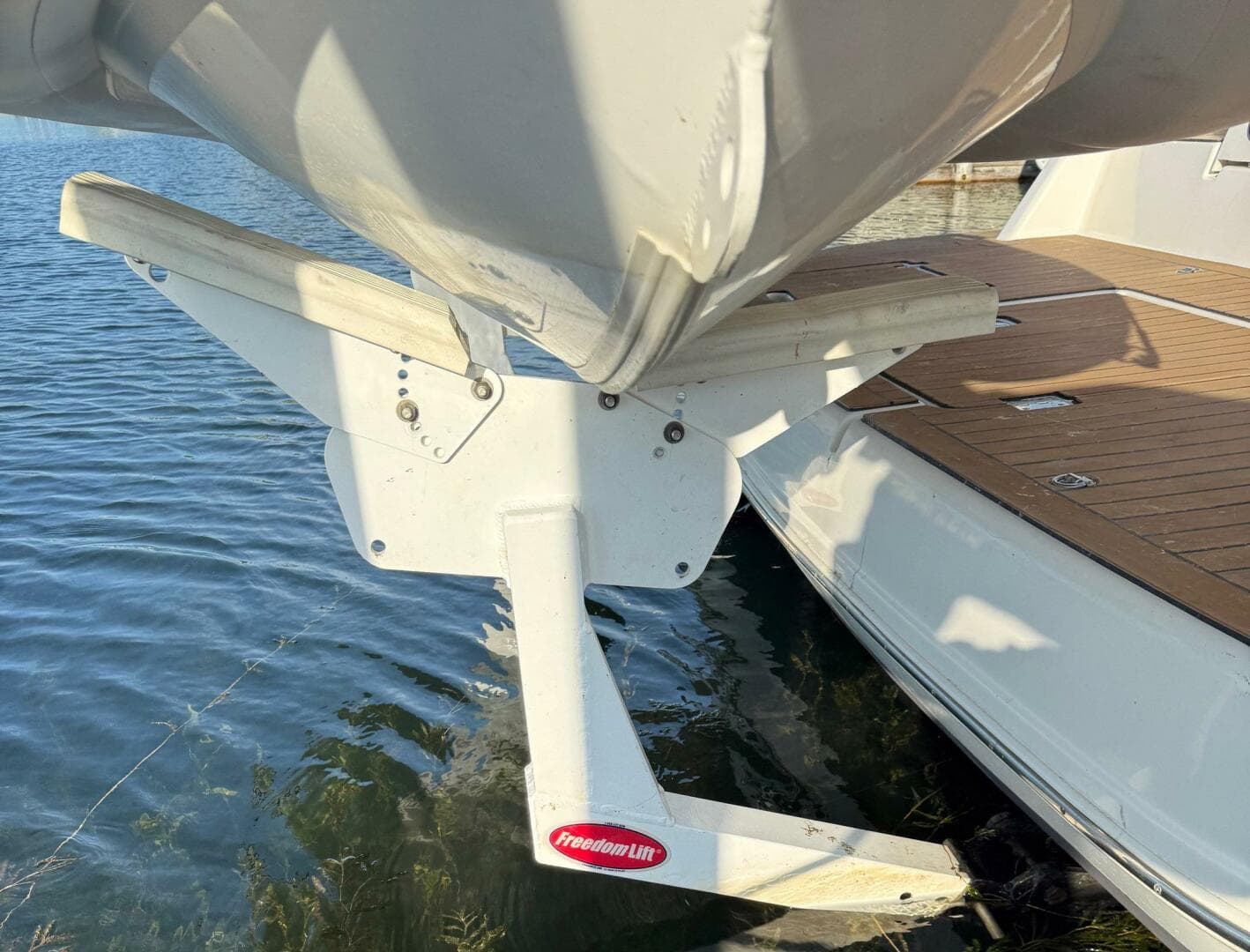 2006 Cruisers Yachts 420 Express — photo 38