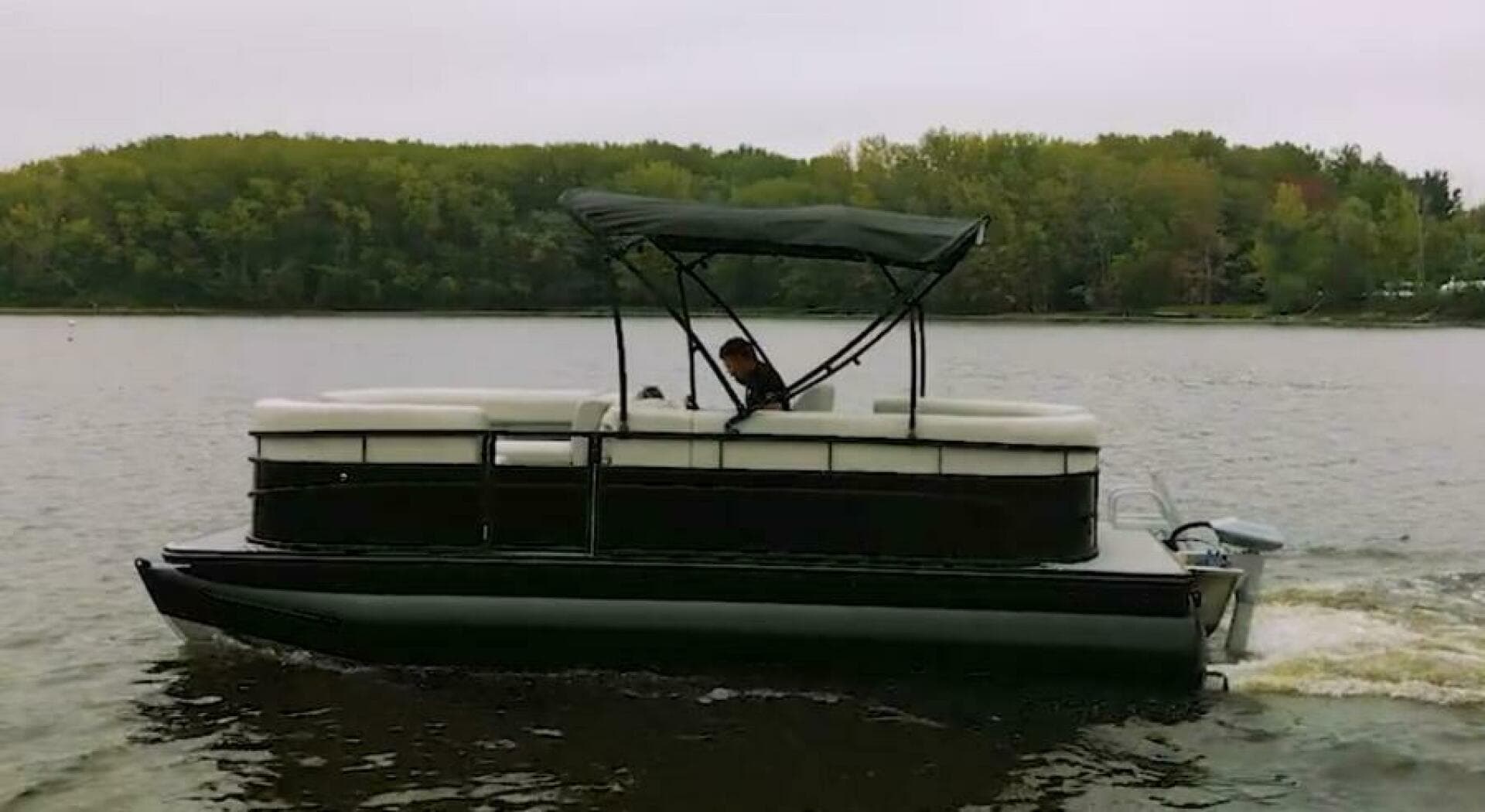 2024 Vision WX Tritoon — photo 9