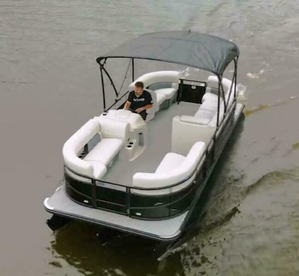 2024 Vision WX Tritoon — photo 9