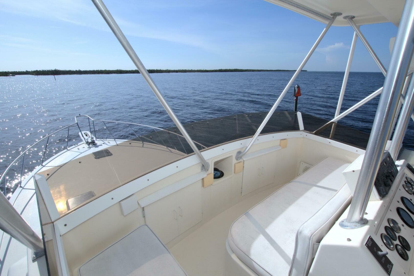 1990 Post 44 Sport Fisherman — photo 16