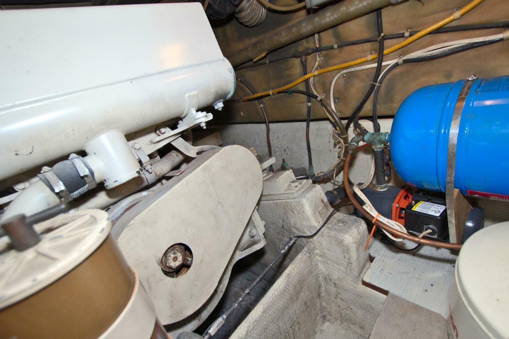 1990 Post 44 Sport Fisherman — photo 68