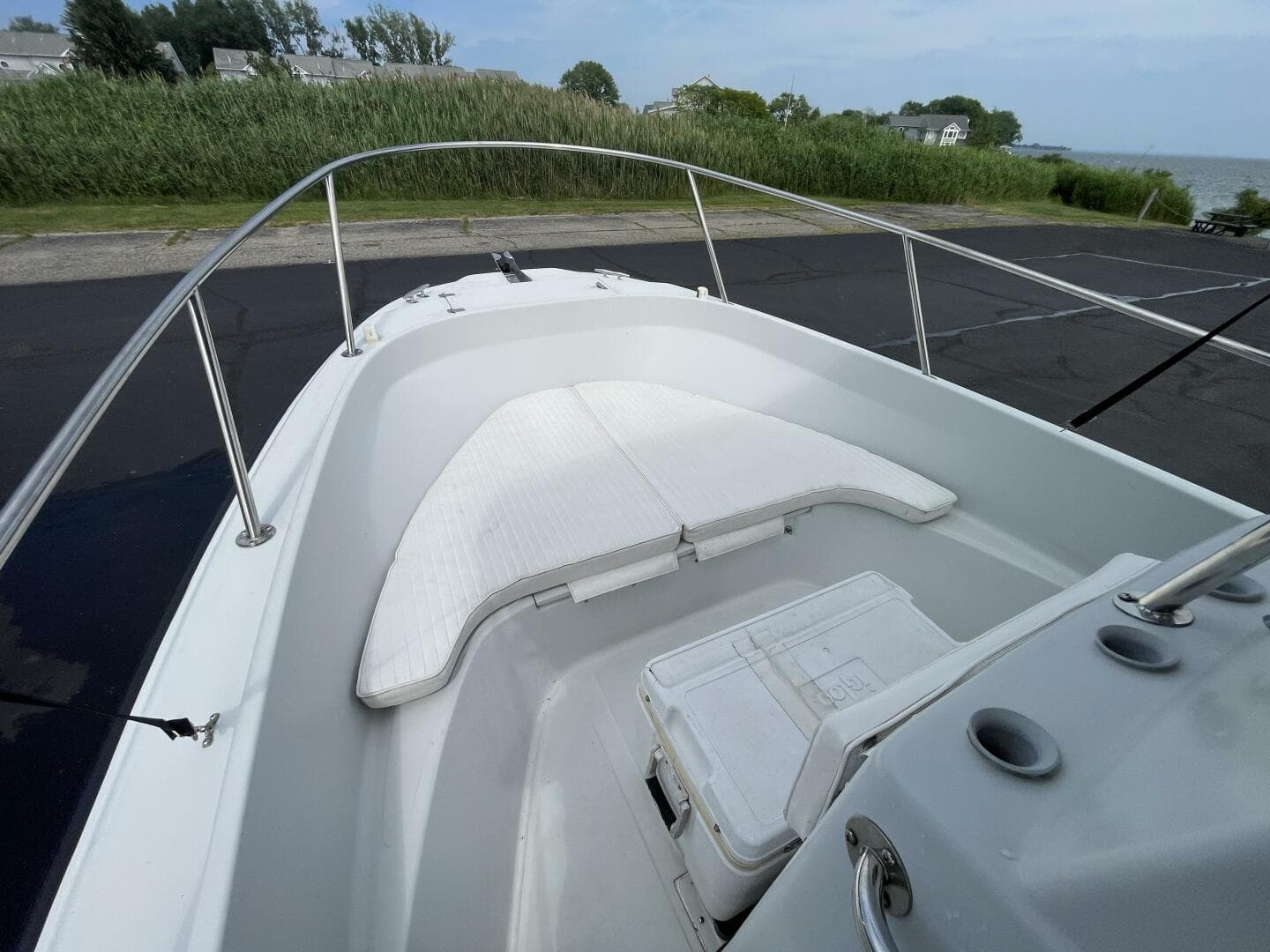 1993 Boston Whaler 21 Outrage — photo 28