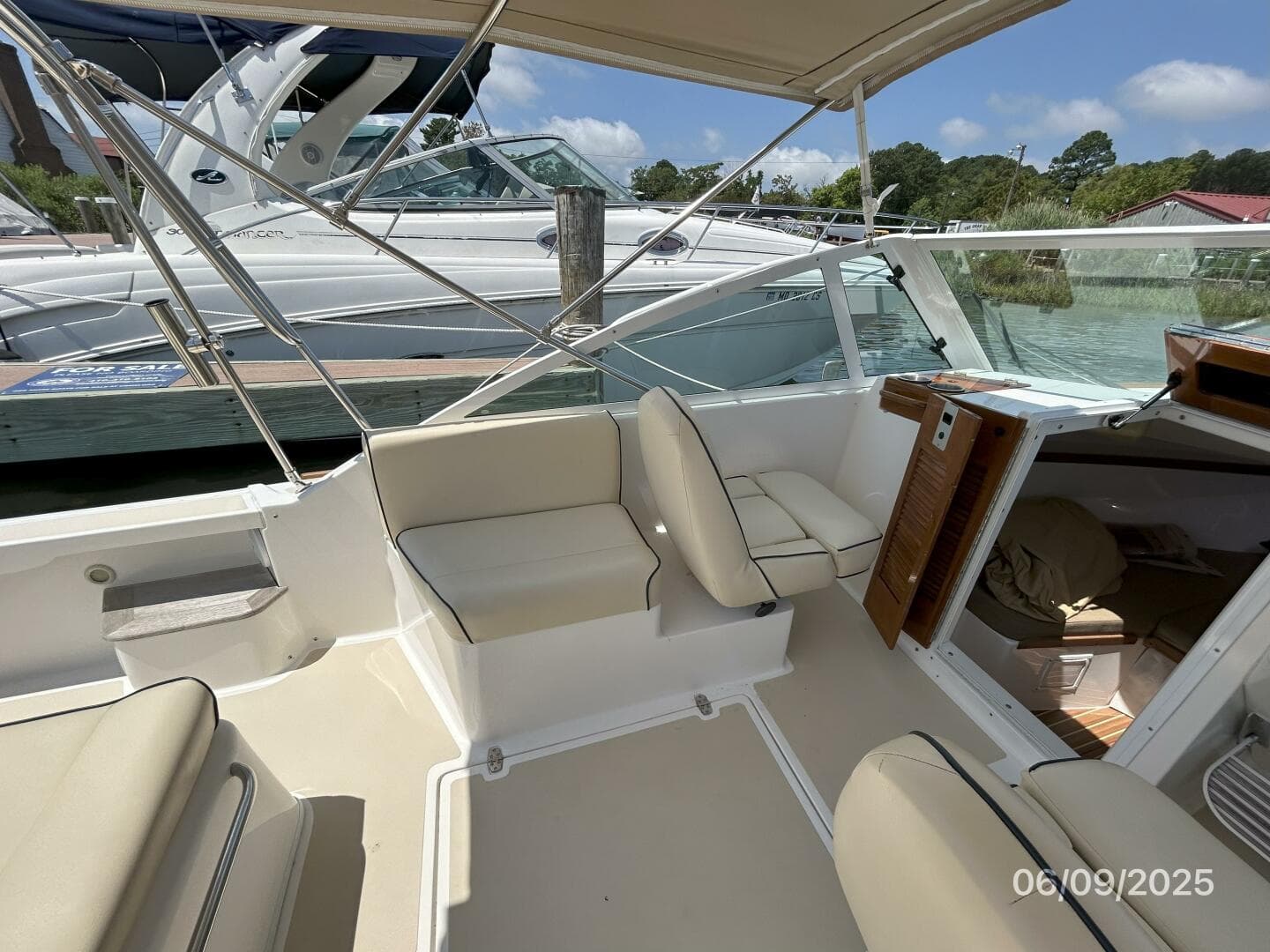 2006 Hunt Yachts Harrier — photo 12