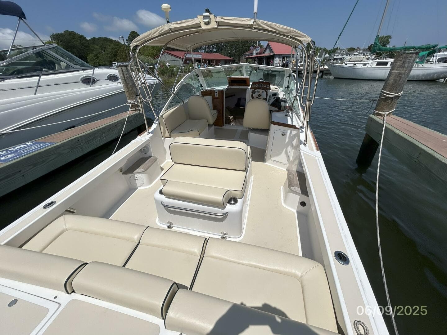 2006 Hunt Yachts Harrier — photo 18