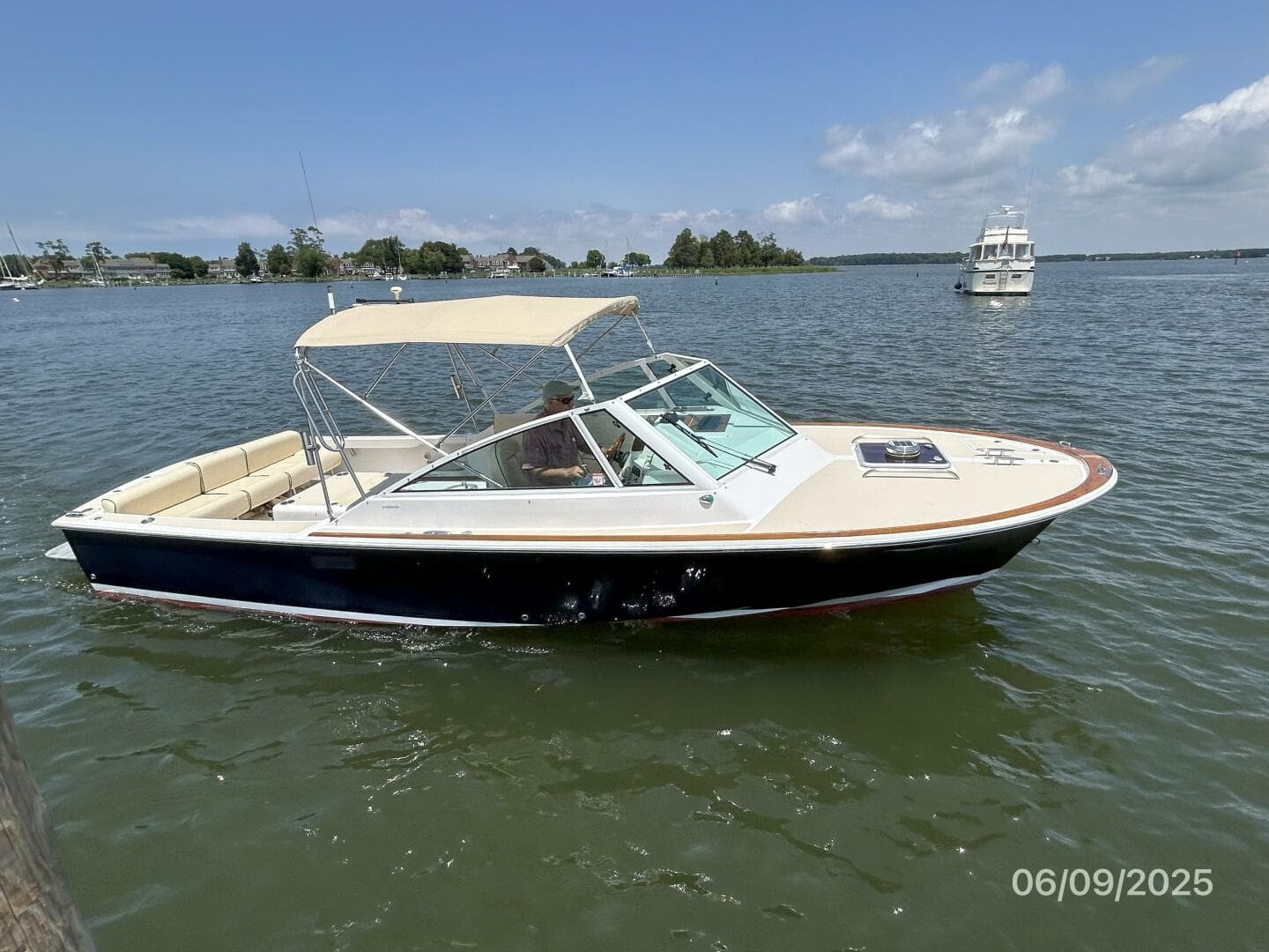 2006 Hunt Yachts Harrier — photo 3