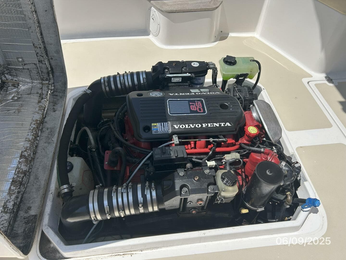 2006 Hunt Yachts Harrier — photo 30