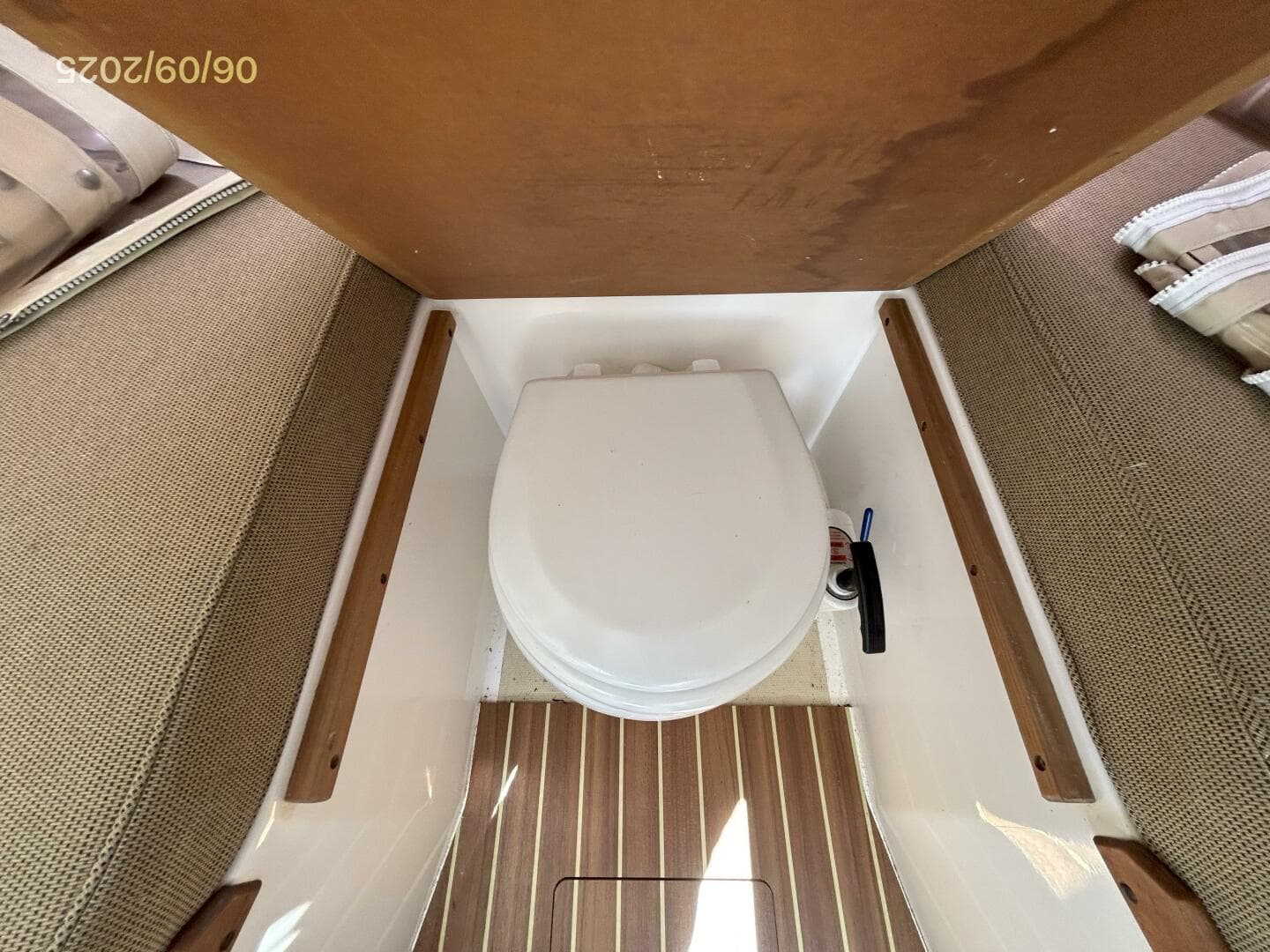 2006 Hunt Yachts Harrier — photo 26