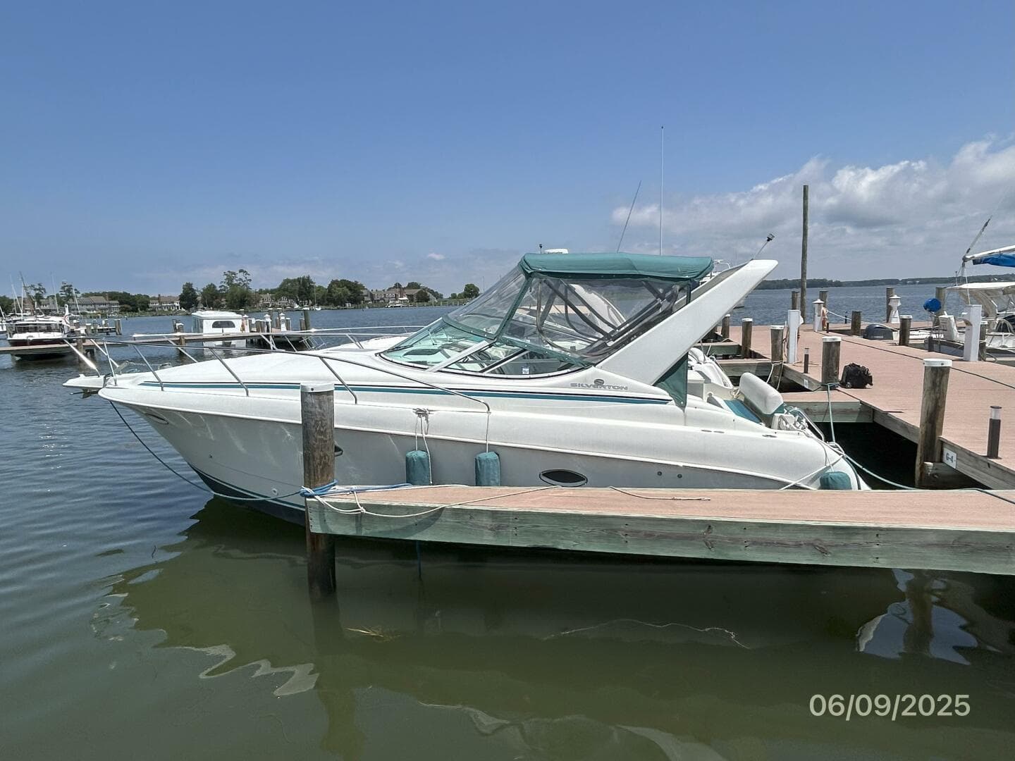 1995 Silverton 310 — photo 2