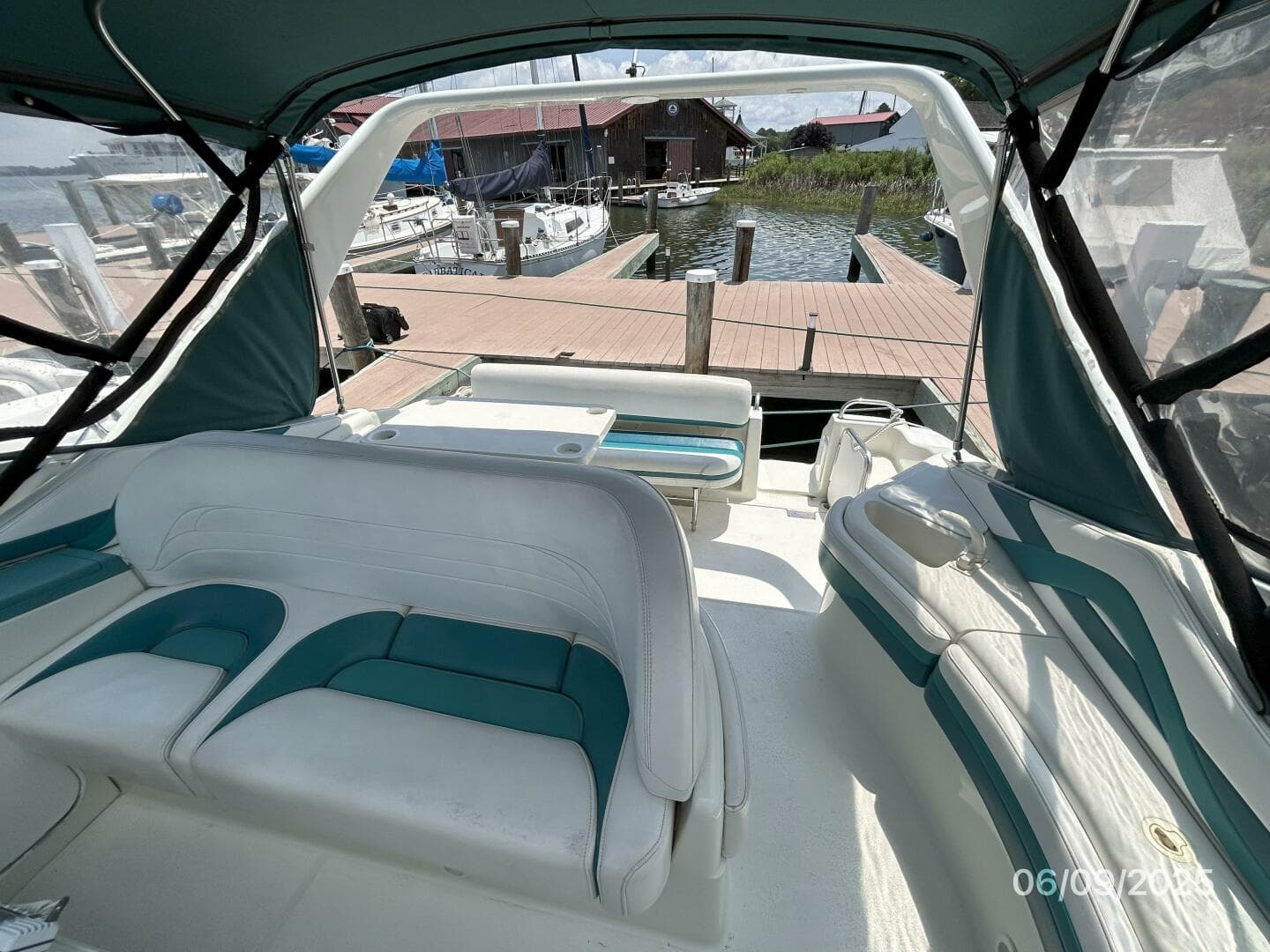 1995 Silverton 310 — photo 13