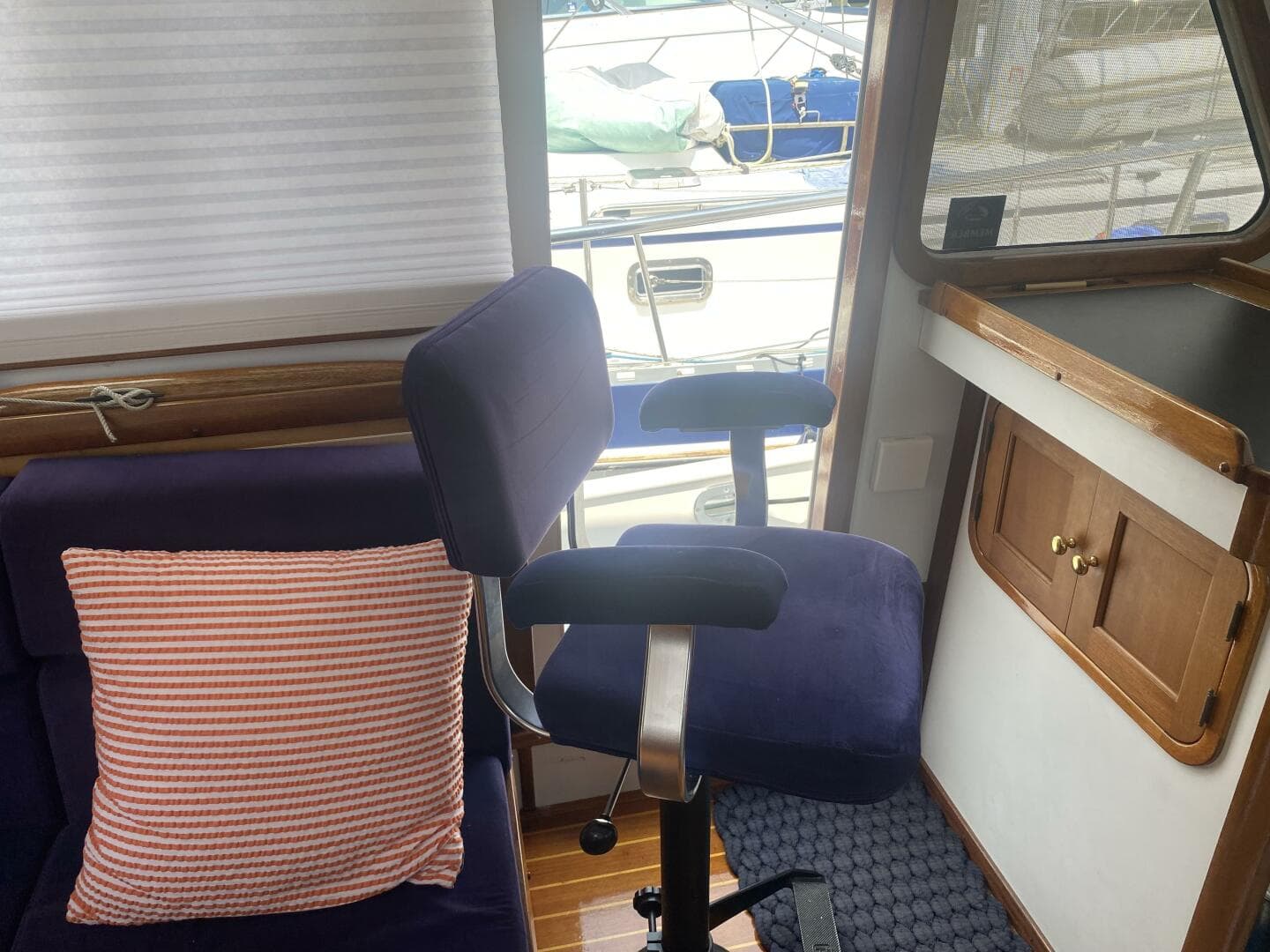 1998 Legacy — photo 29