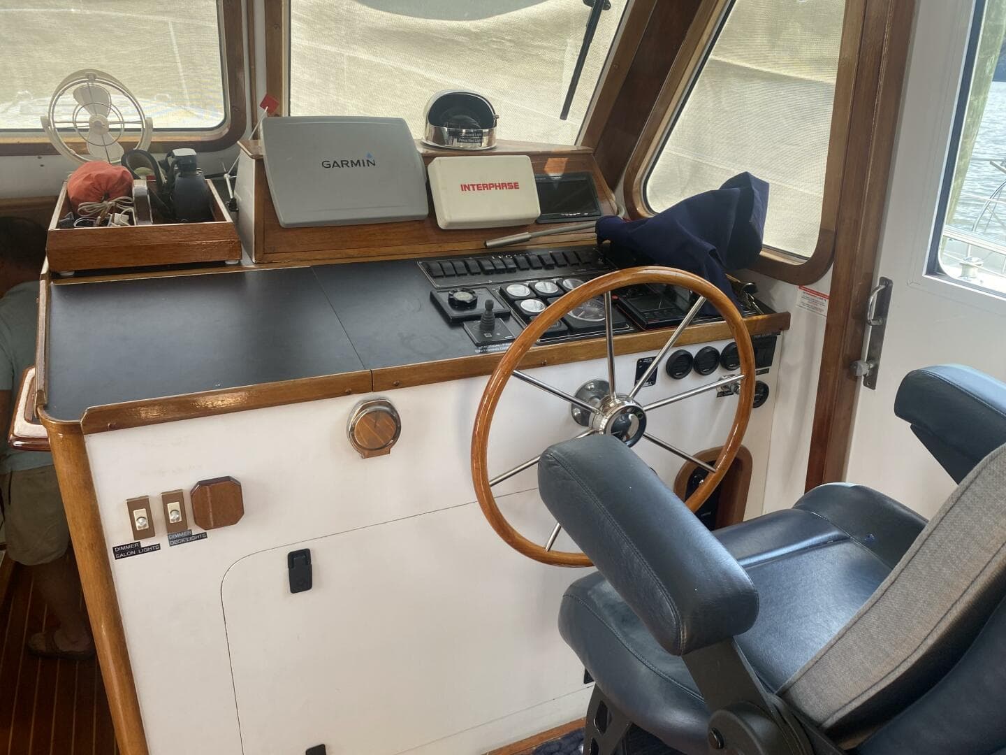 1998 Legacy — photo 26