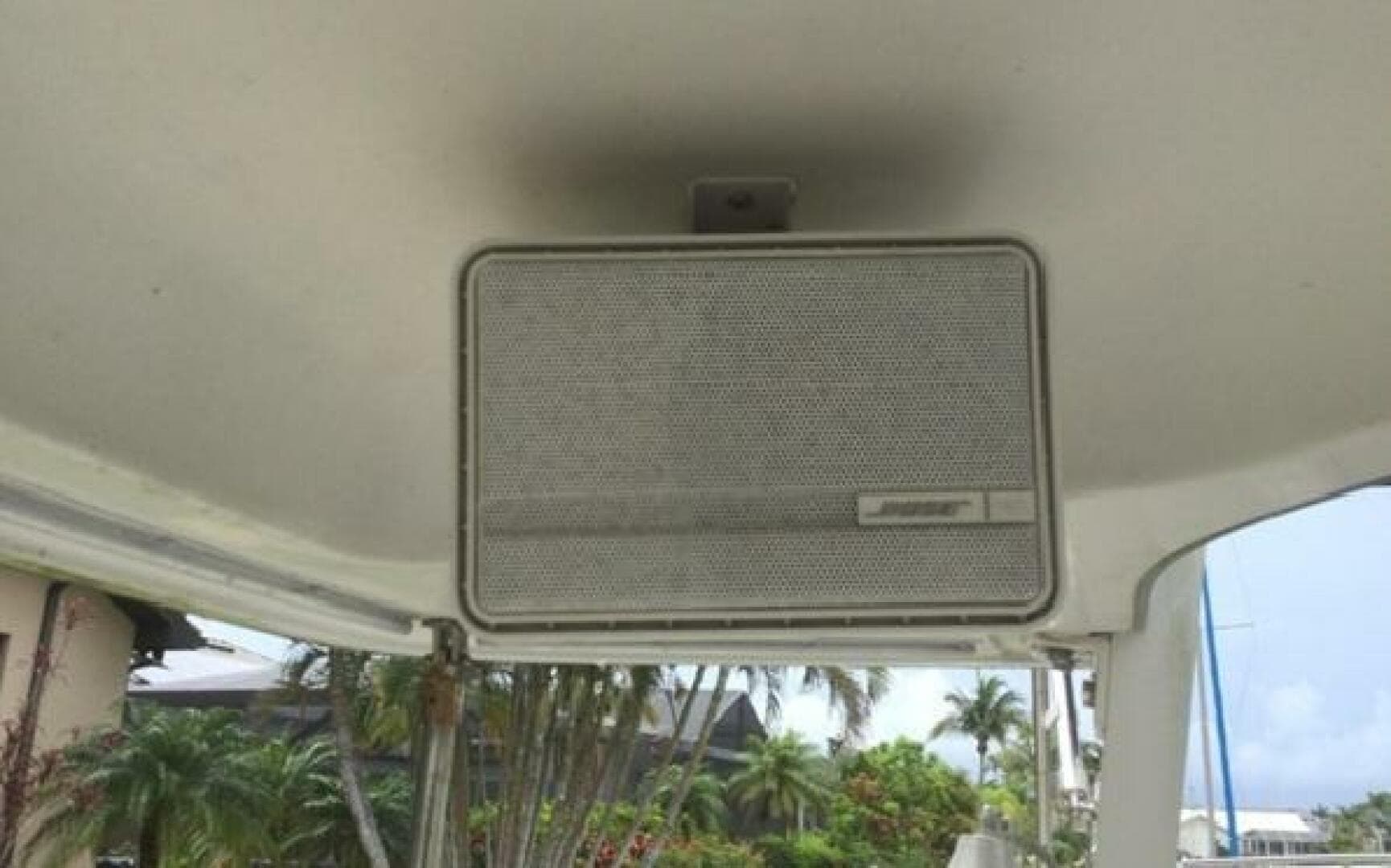 1995 Carver 430 Cockpit — photo 50