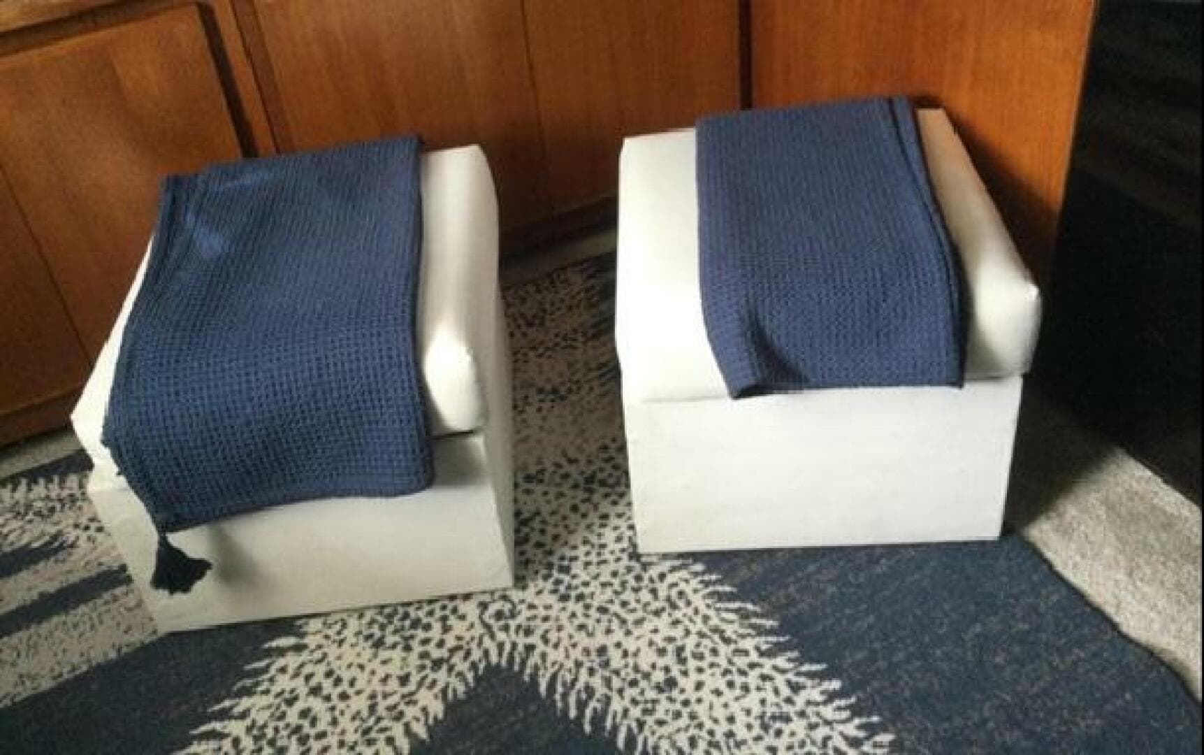 1995 Carver 430 Cockpit — photo 27