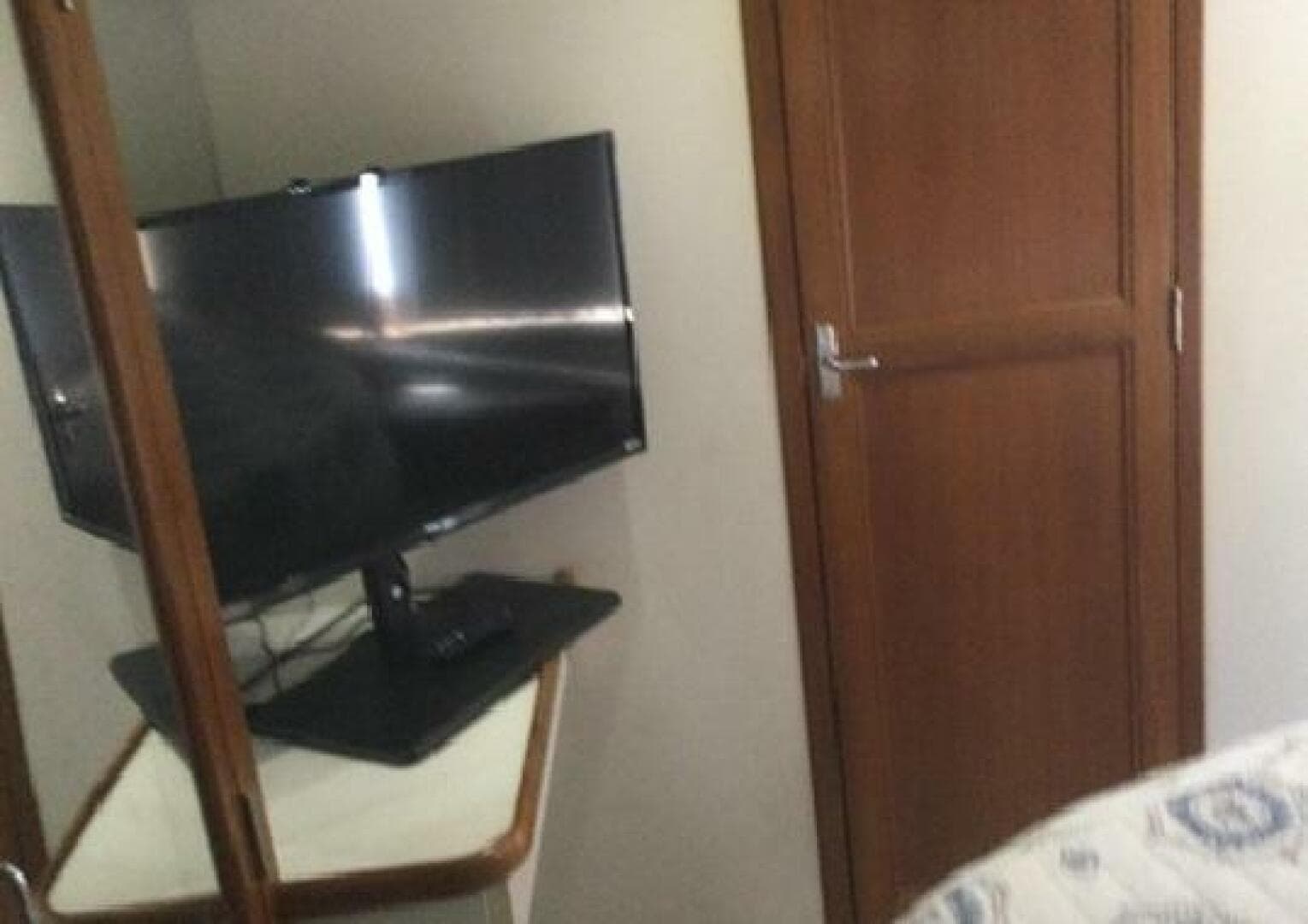 1995 Carver 430 Cockpit — photo 40