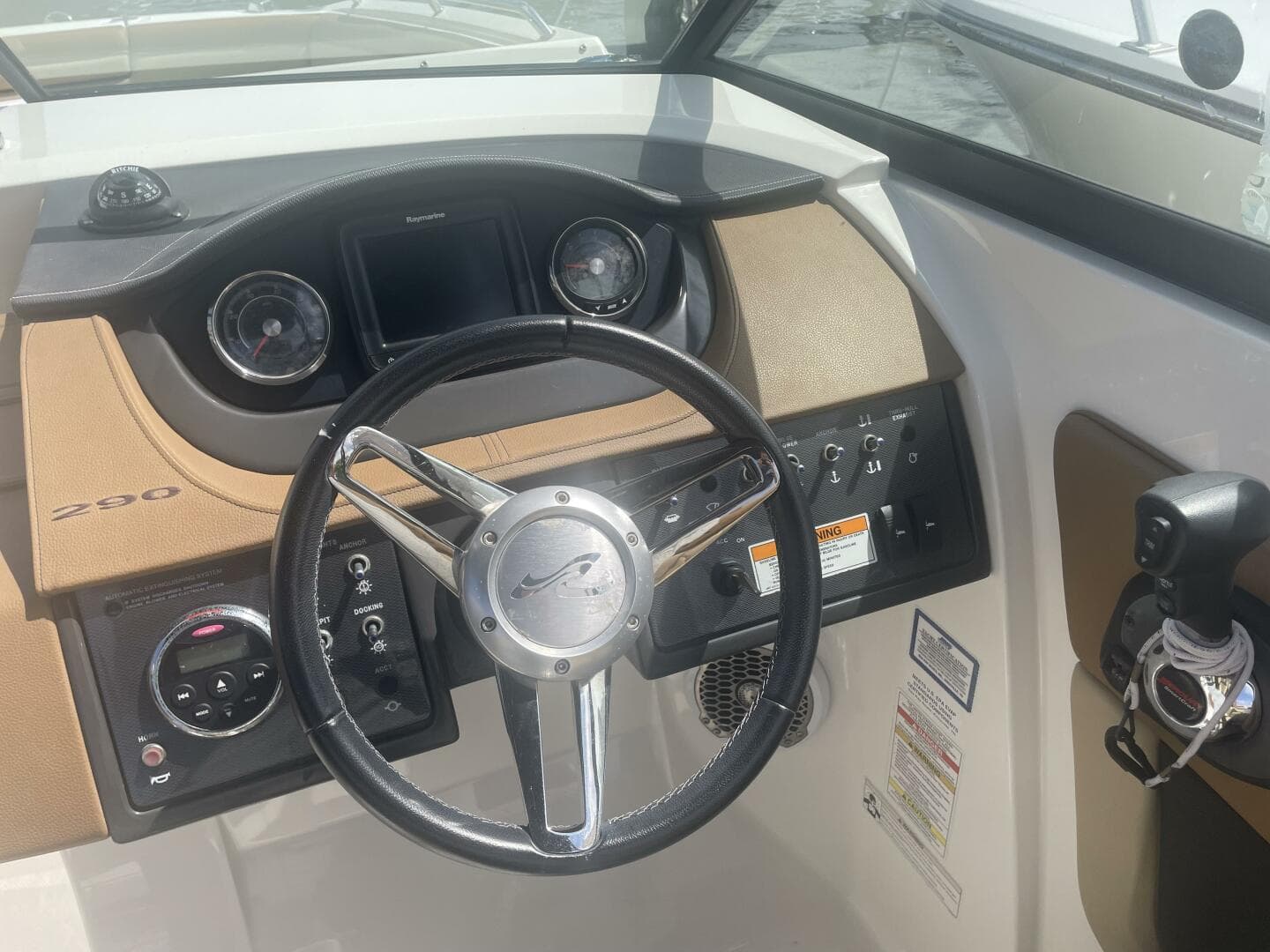 2015 Sea Ray 290 Sdx — photo 13