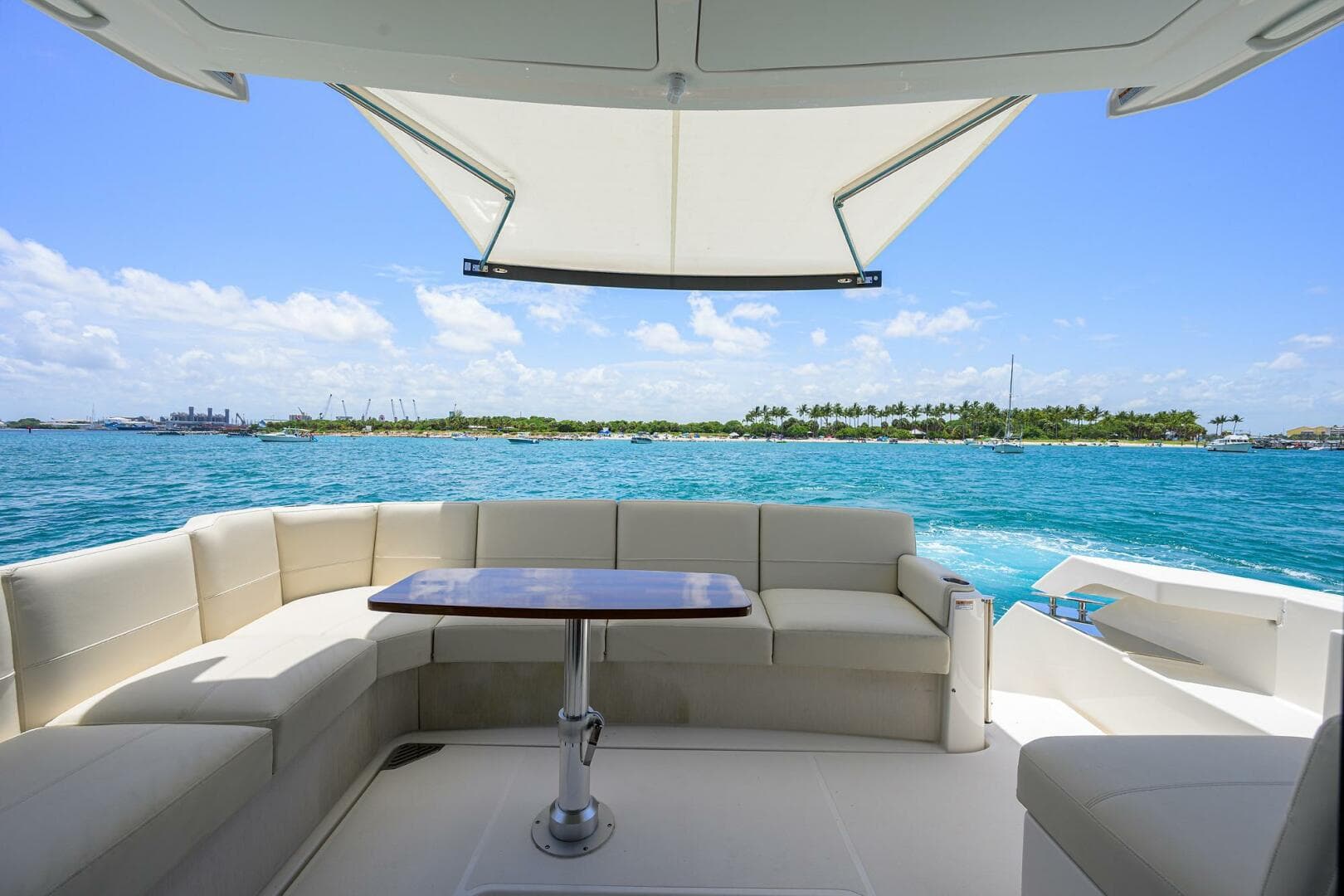 2023 Tiara Yachts C49 — photo 42