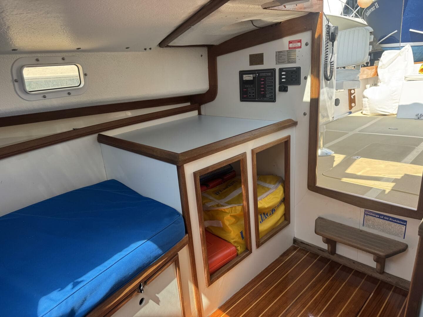 1984 Surf-Hunter Surfhunter 25 — photo 19