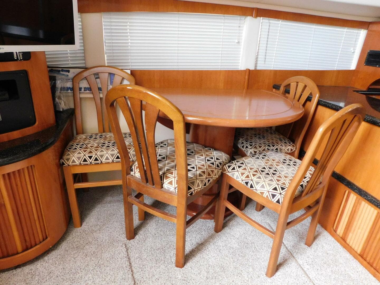 2003 Carver 44 Cpmy — photo 48