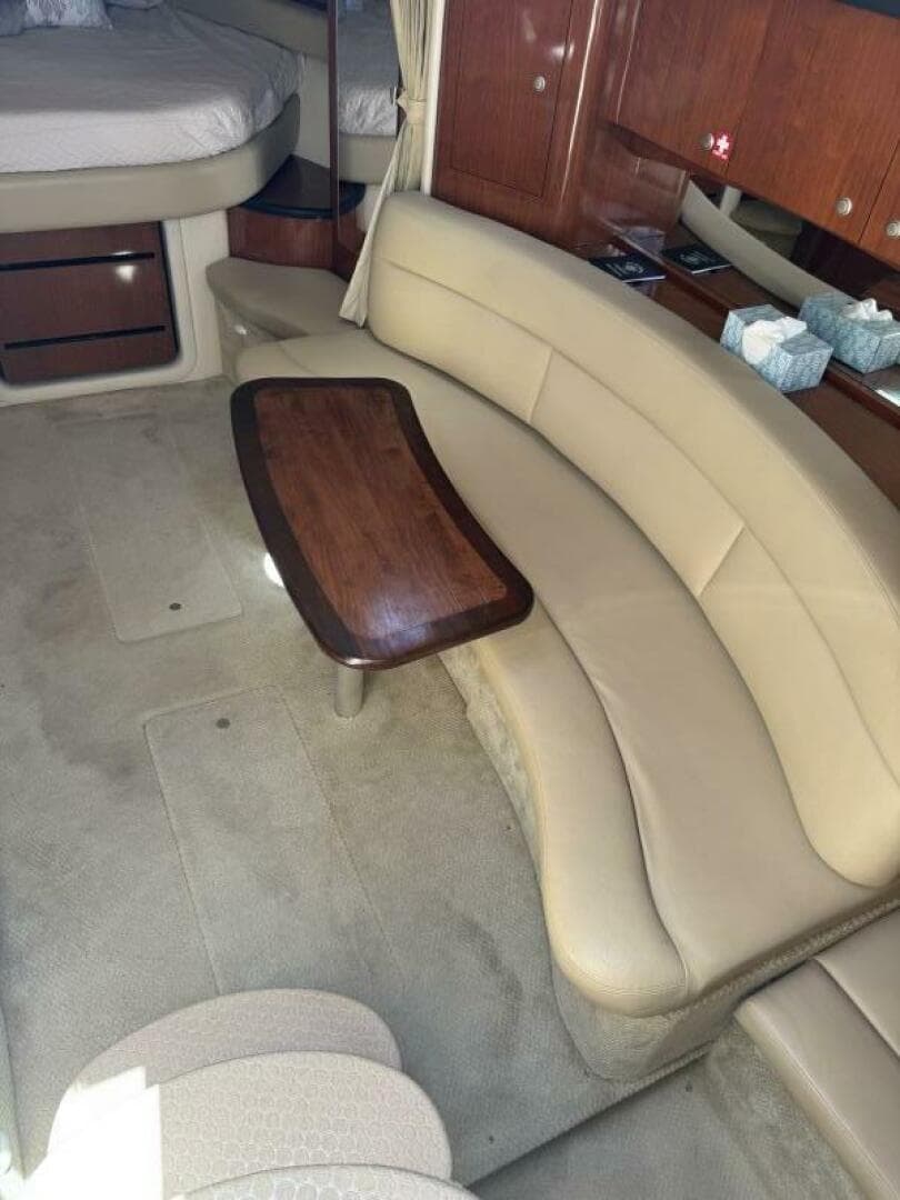 2007 Sea Ray 340 — photo 10