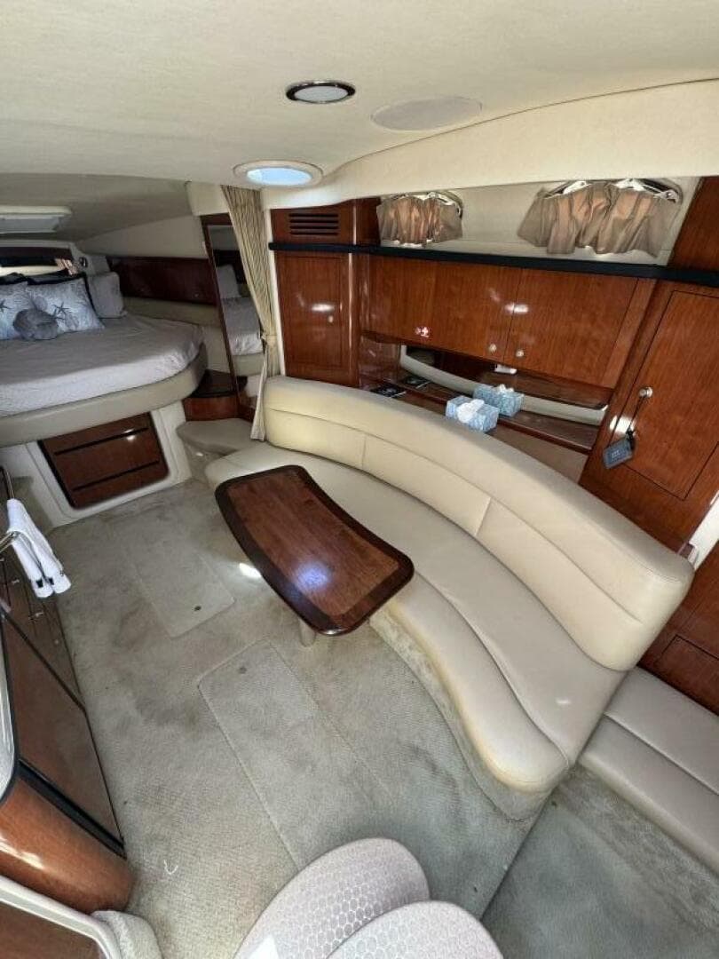 2007 Sea Ray 340 — photo 9