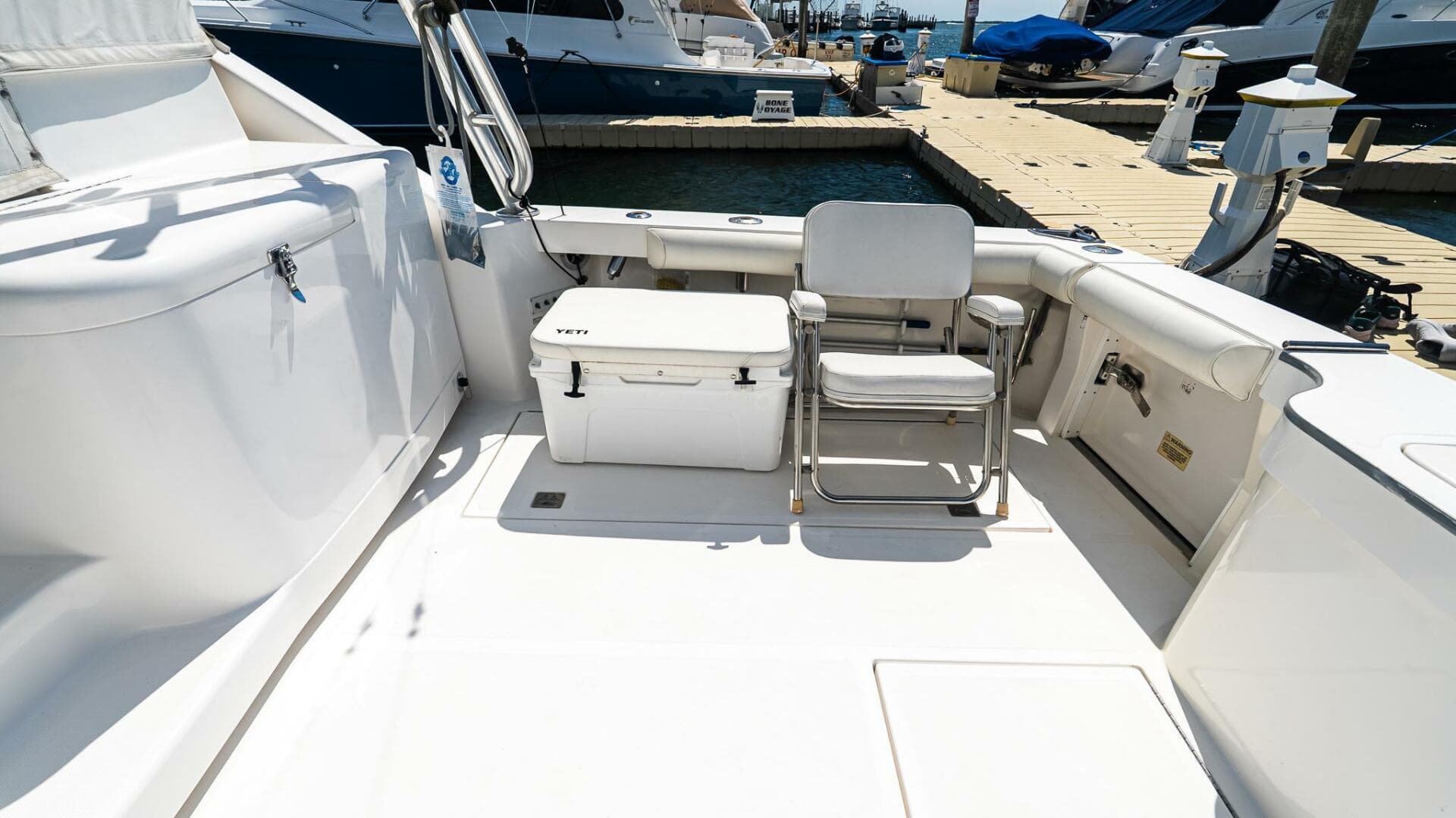 2008 Cabo 38 Express — photo 10