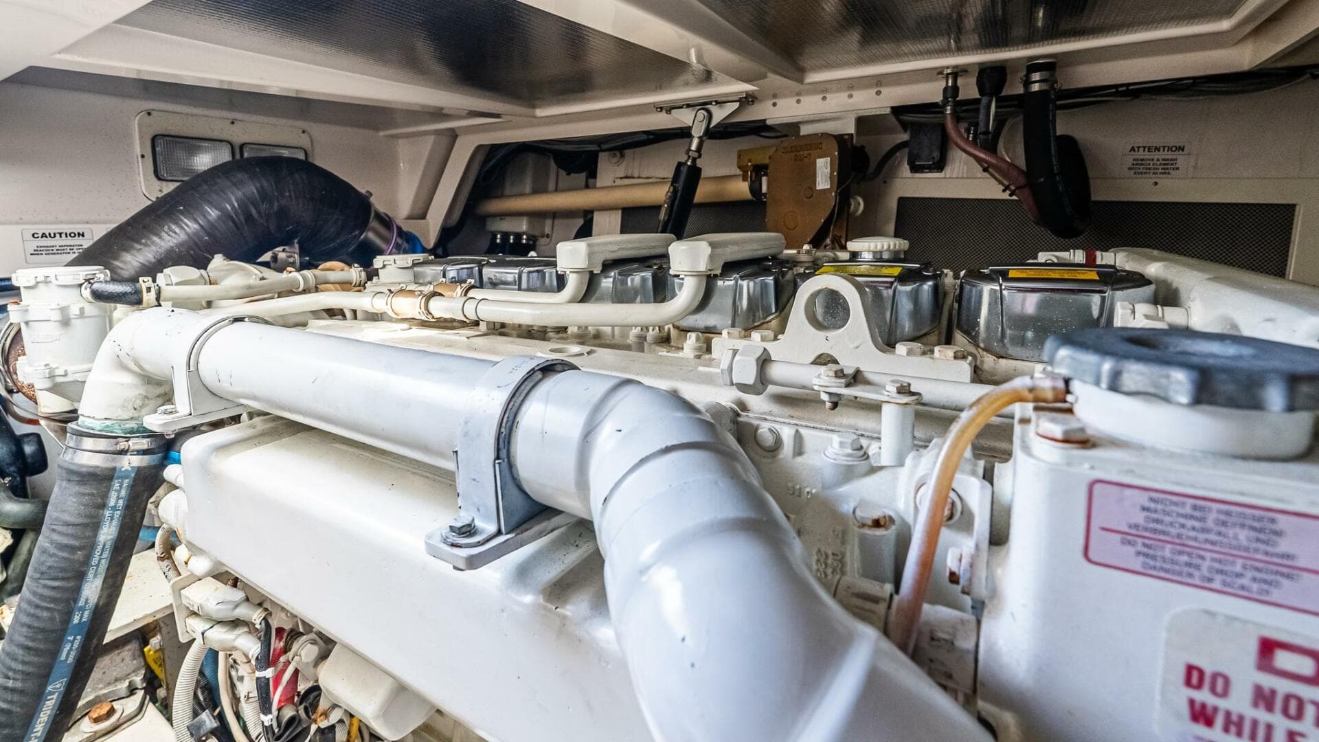 2008 Cabo 38 Express — photo 45