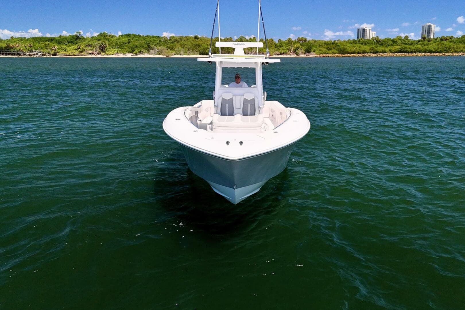 2025 Invincible Open Fisherman — photo 2