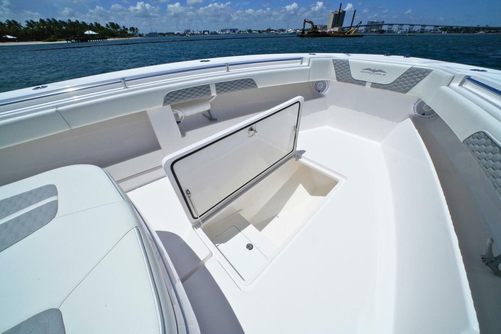 2025 Invincible Open Fisherman — photo 17