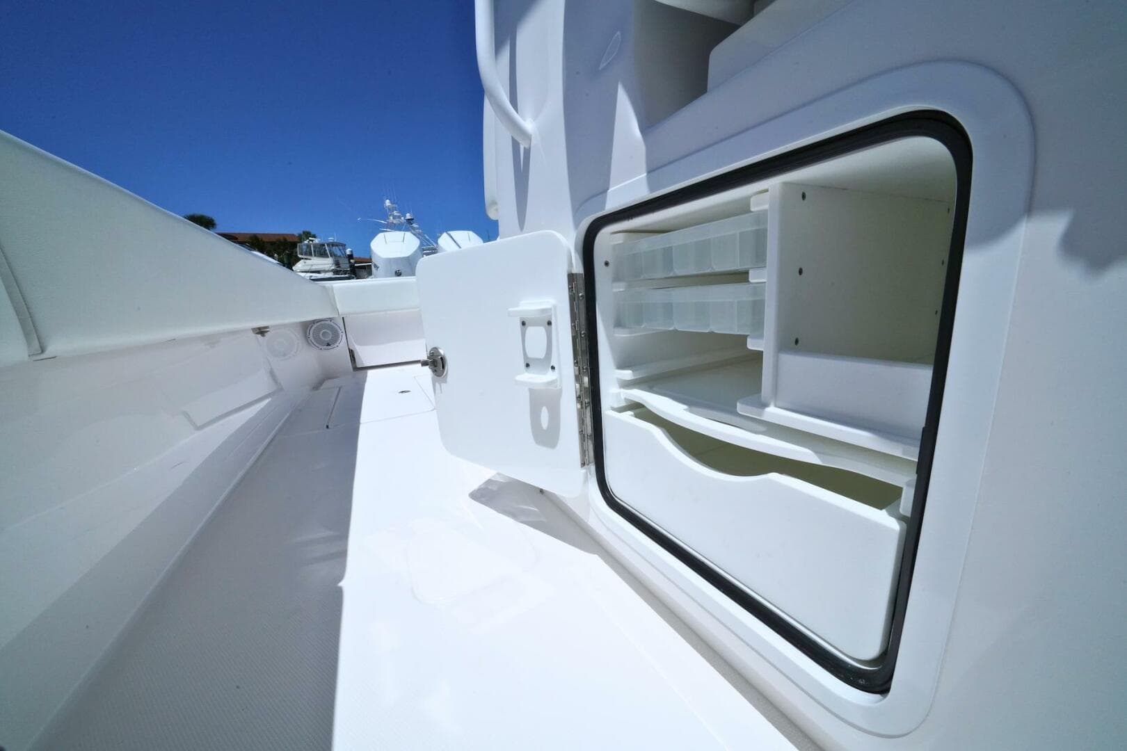 2025 Invincible Open Fisherman — photo 27