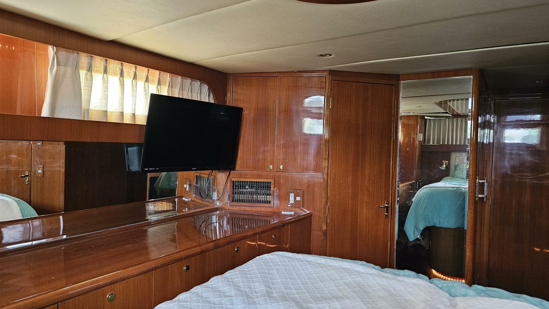 2005 Jefferson 60 Marquessa — photo 96