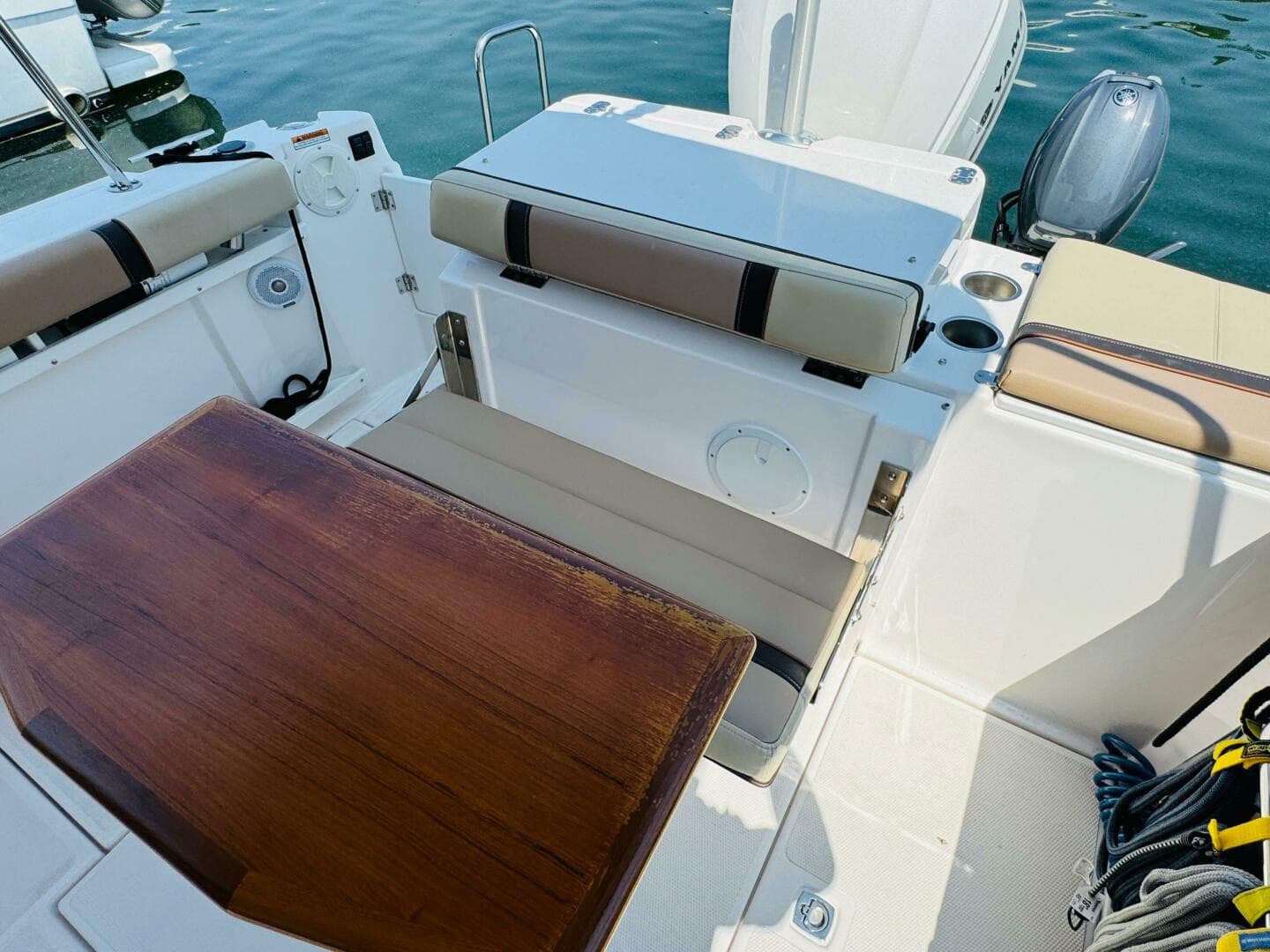 2018 Ranger Tugs R-27 — photo 30