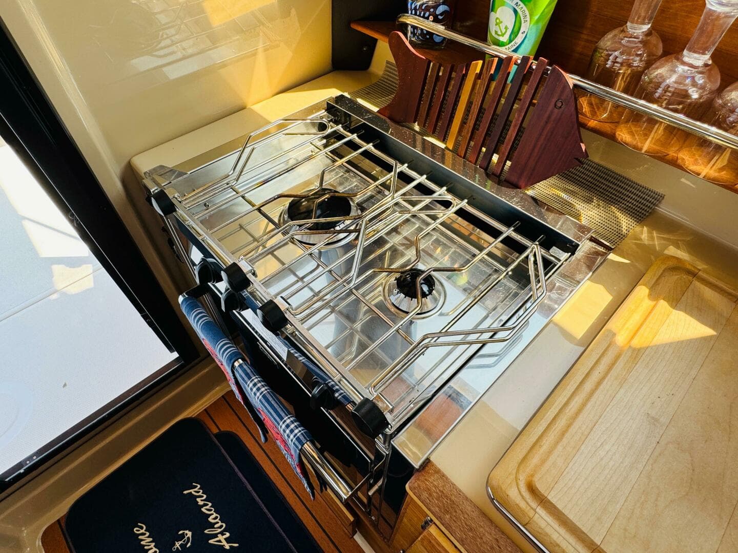 2018 Ranger Tugs R-27 — photo 11